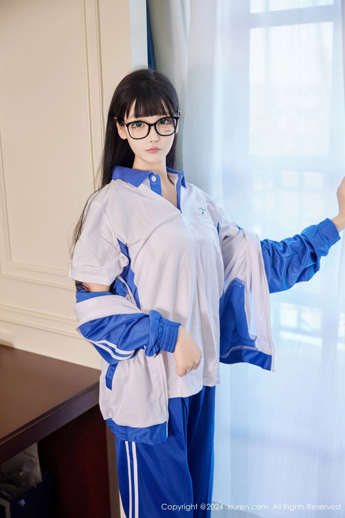 [[XiuRen秀人网]秀人网]No.9000_新人模特智恩baby性感学生制服露白色内衣秀丰腴身姿诱惑写真66P