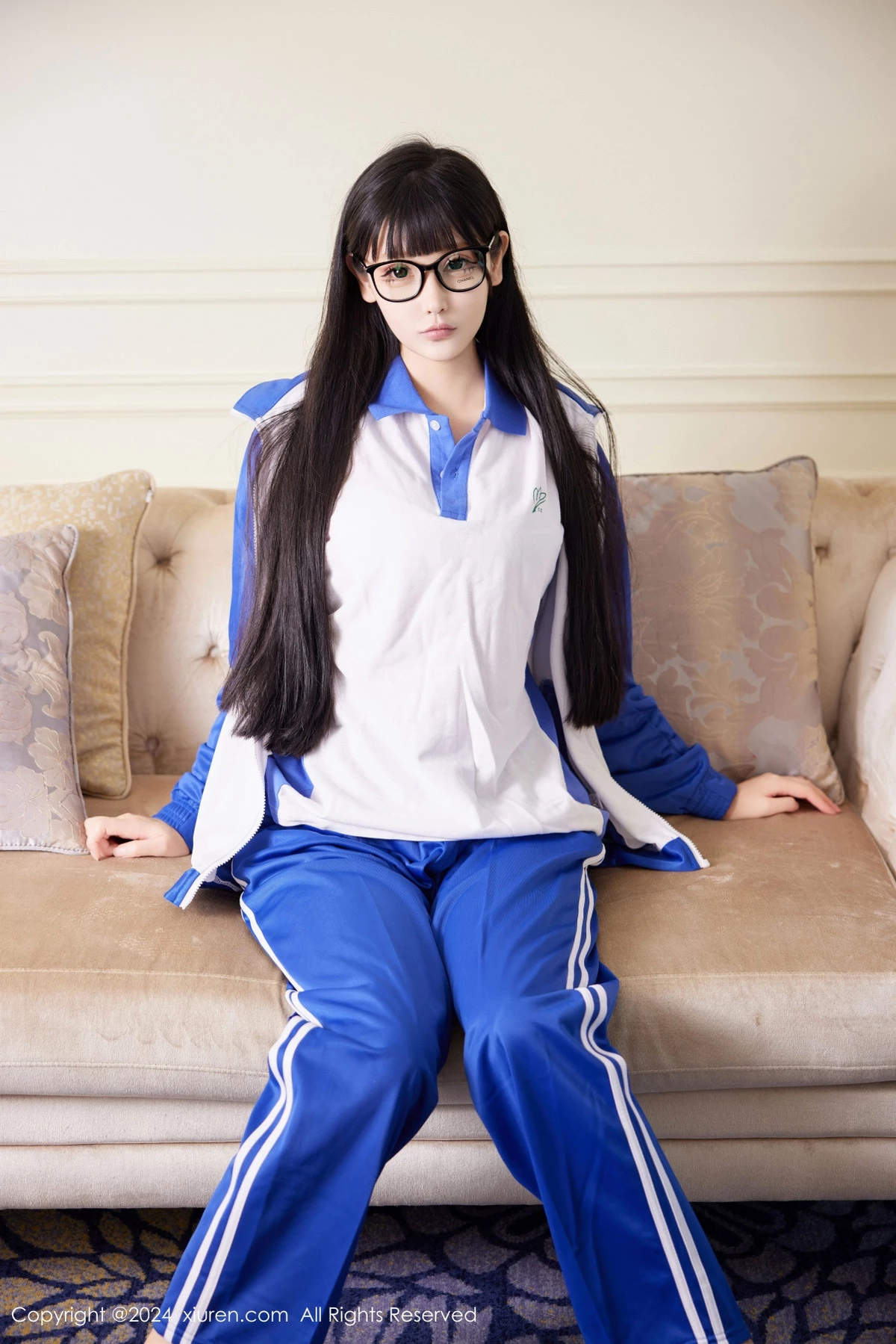 [[XiuRen秀人网]秀人网]No.9000_新人模特智恩baby性感学生制服露白色内衣秀丰腴身姿诱惑写真66P