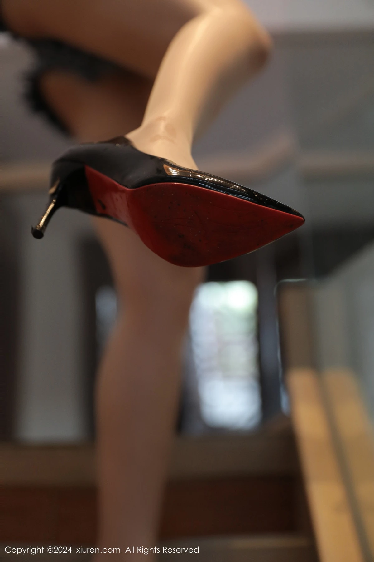 [[XiuRen秀人网]秀人网]No.9008_模特蛋蛋宝性感白T配超短牛仔裤露超薄肉丝秀丰满身材诱惑写真84P