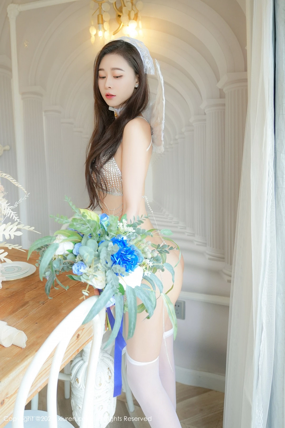 [[XiuRen秀人网]秀人网]No.9011_模特糖糖私房性感情趣金属内衣配白丝袜秀曼妙身姿撩人诱惑写真84P