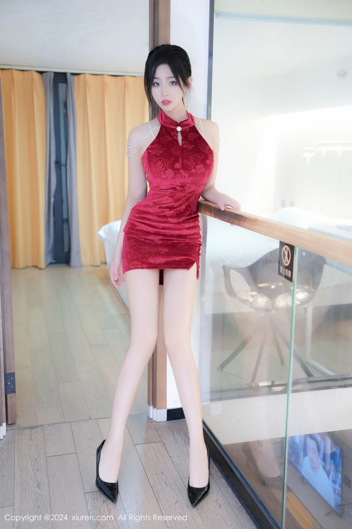 [[XiuRen秀人网]秀人网]No.9078_模特董林越性感红色短裙露肉色蕾丝情趣内衣秀丰腴身材诱惑写真69P
