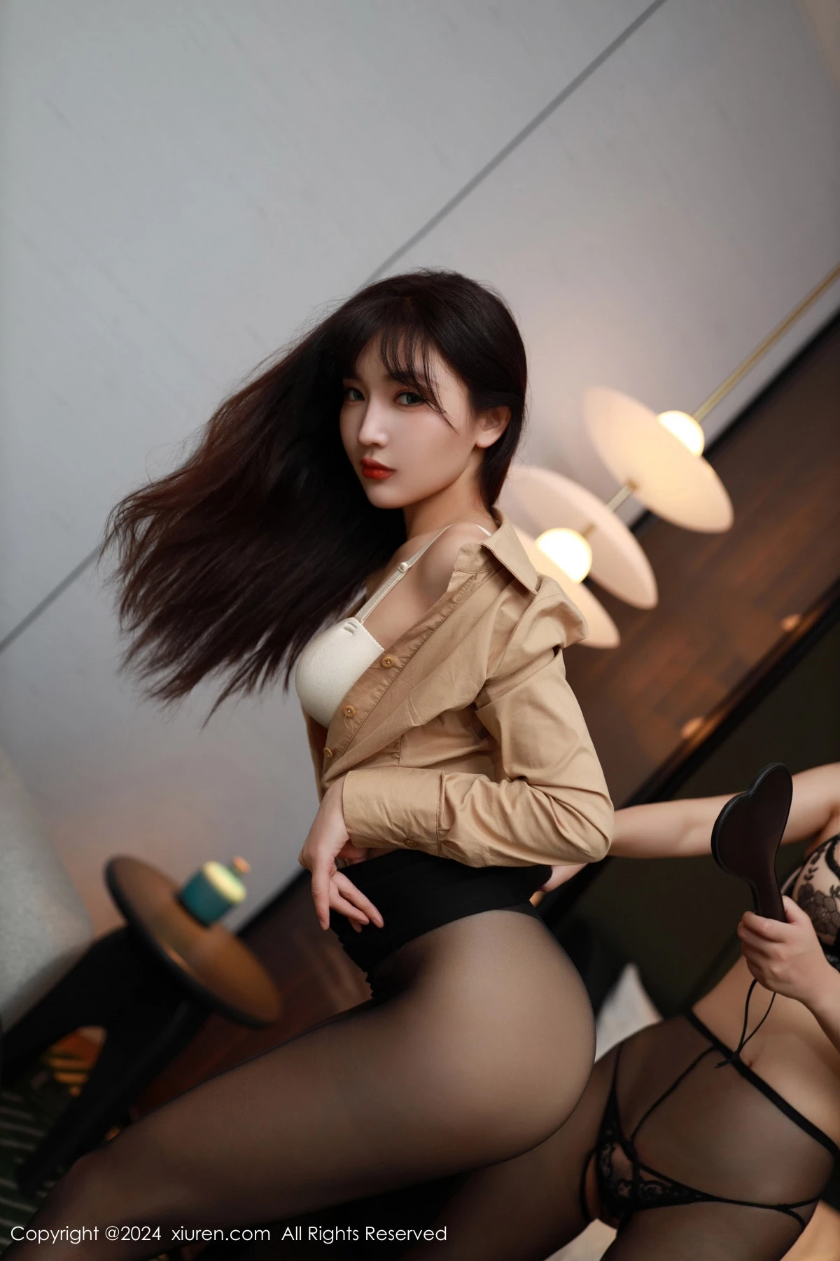 [[XiuRen秀人网]秀人网]No.9088_模特陆萱萱蒙眼主题性感OL服饰配超薄黑丝秀柔美身姿诱惑写真81P