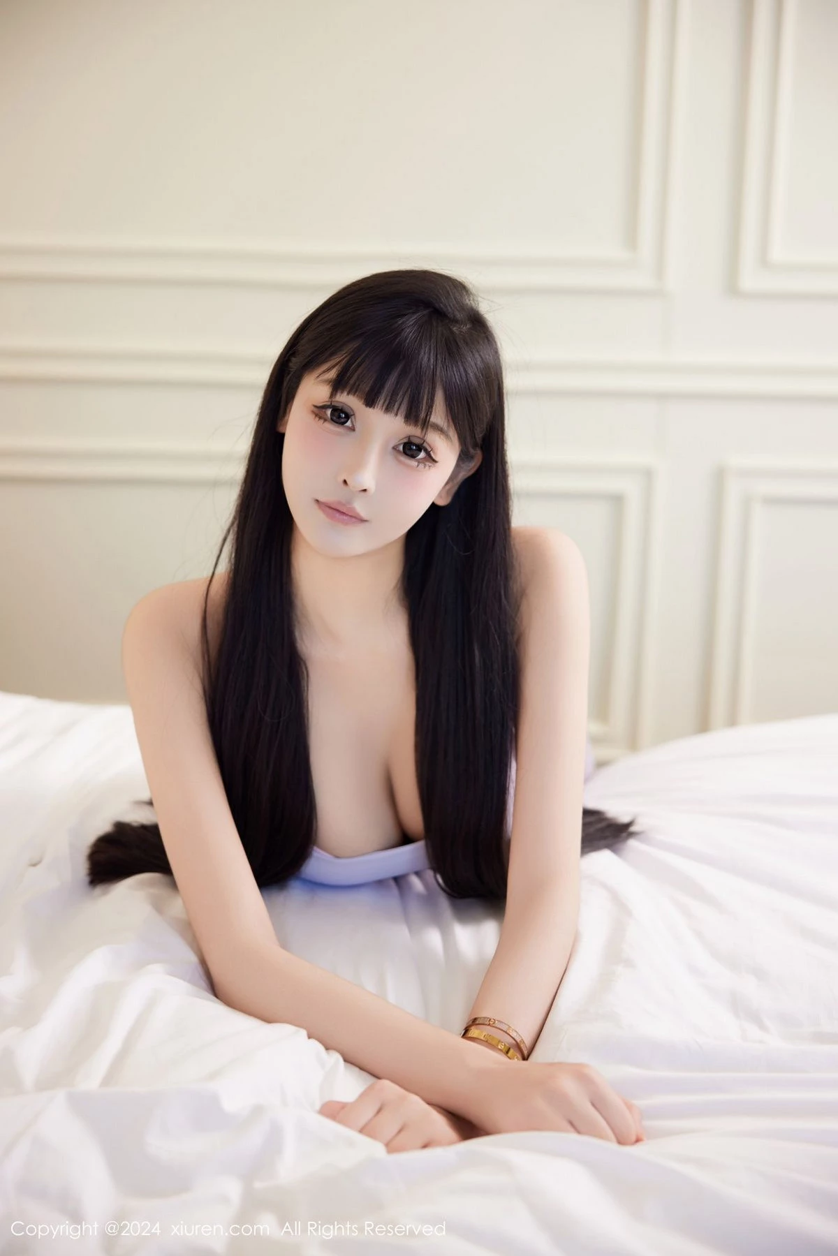 [[XiuRen秀人网]秀人网]No.9084_模特智恩baby性感紫色瑜伽服露粉色内衣秀丰腴美臀撩人诱惑写真61P