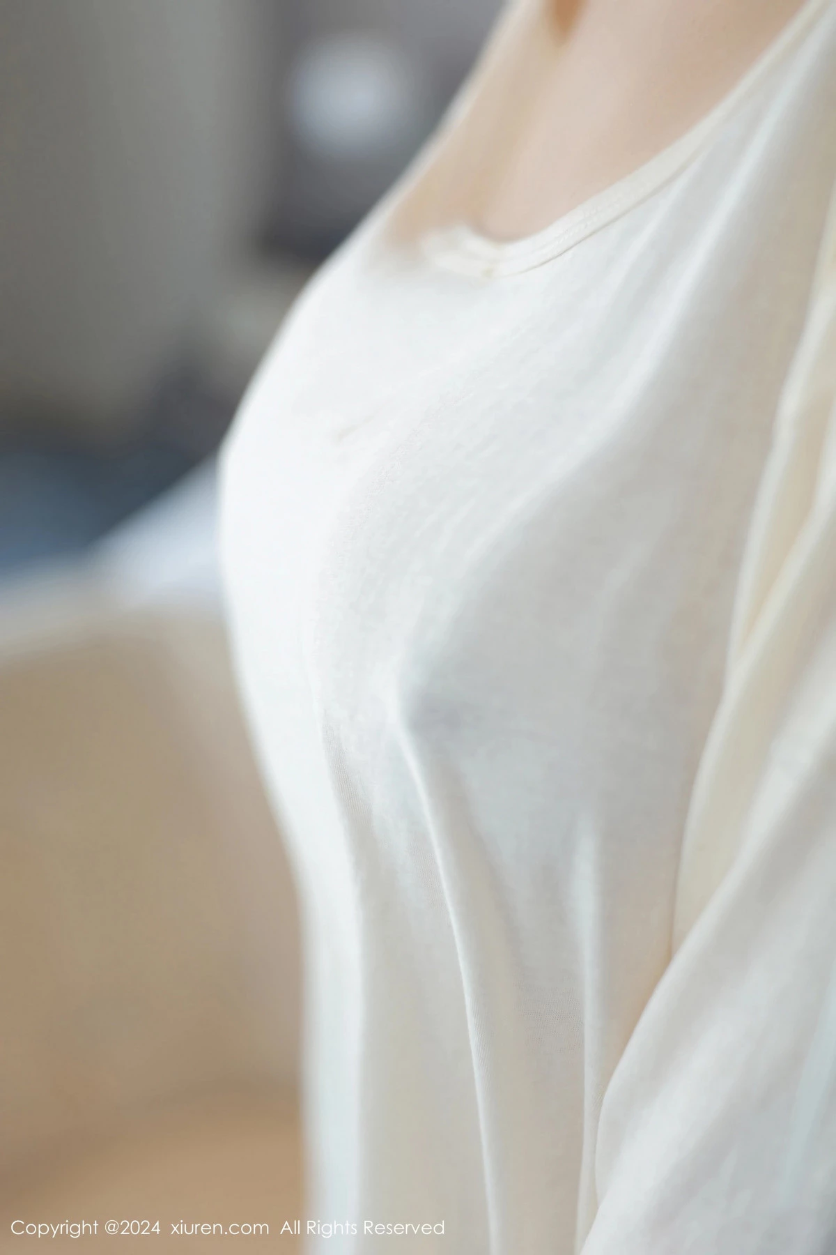 [[XiuRen秀人网]秀人网]No.9089_模特柚柚小奶瓶性感浅色服饰配超薄黑丝秀凹凸身材撩人诱惑写真81P