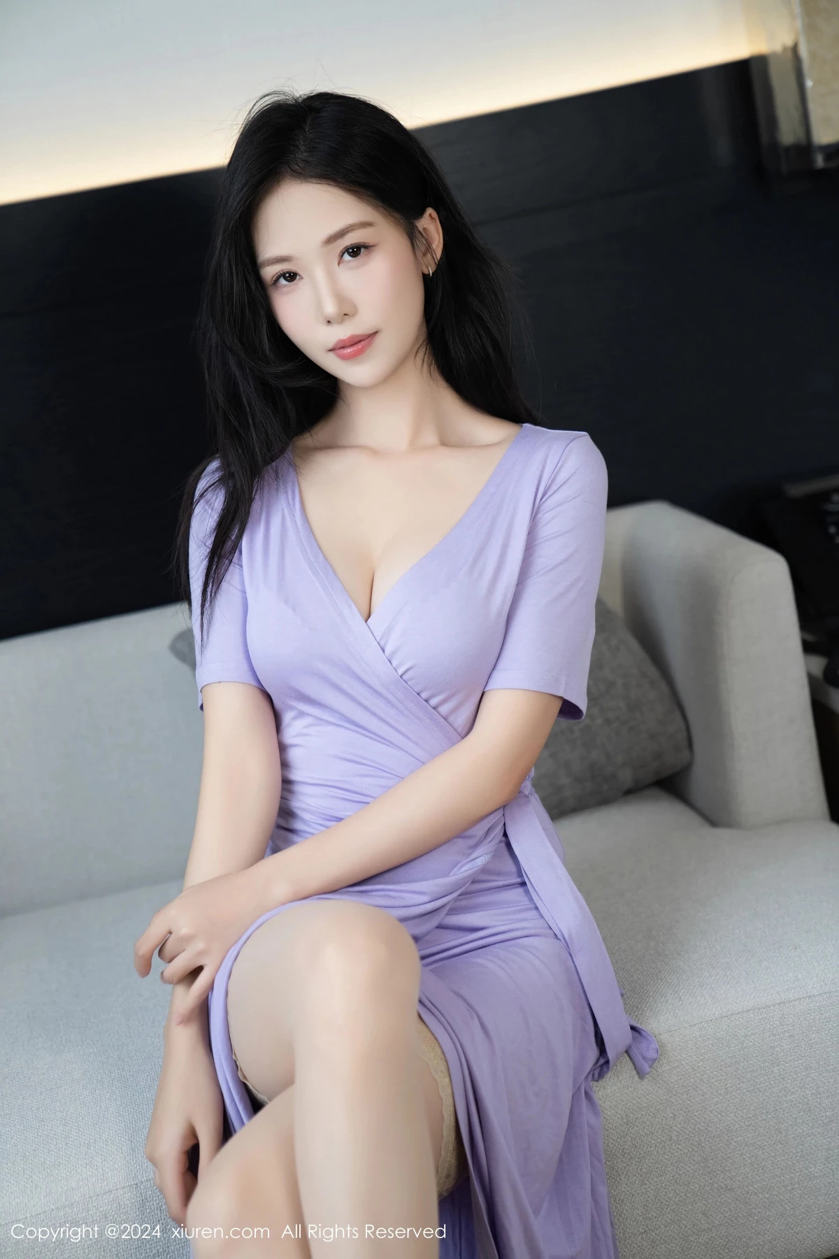 [[XiuRen秀人网]秀人网]No.9094_模特利世性感紫色连衣裙露灰色内衣配肉丝袜秀曼妙身姿诱惑写真100P