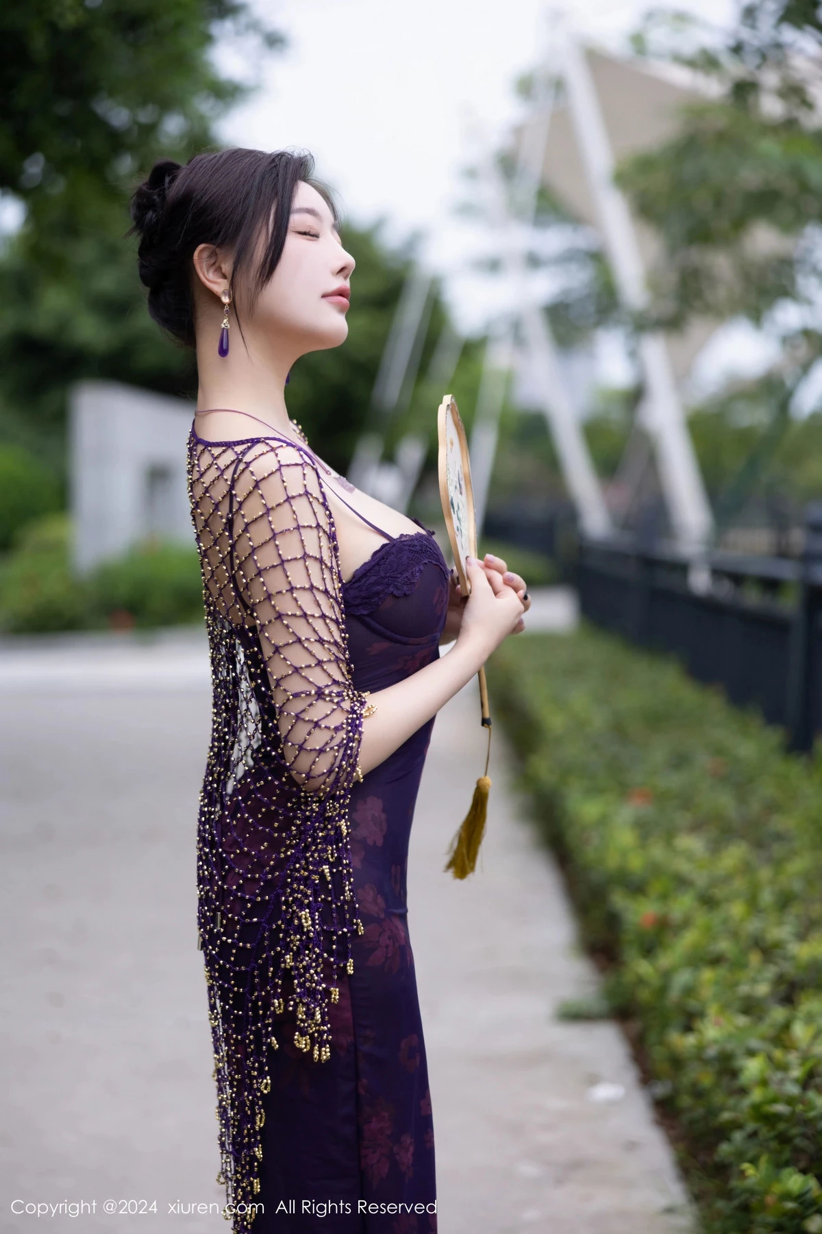 [[XiuRen秀人网]秀人网]No.9092_女神杨晨晨Yome性感紫色情趣服配紫色丝袜秀丰腴身材诱惑写真80P