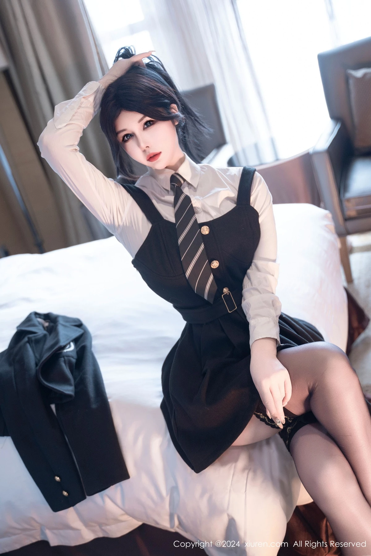 [[XiuRen秀人网]秀人网]No.9106_模特陈芊儿私房性感白T露黑色皮质情趣内衣秀丰满身材诱惑写真90P