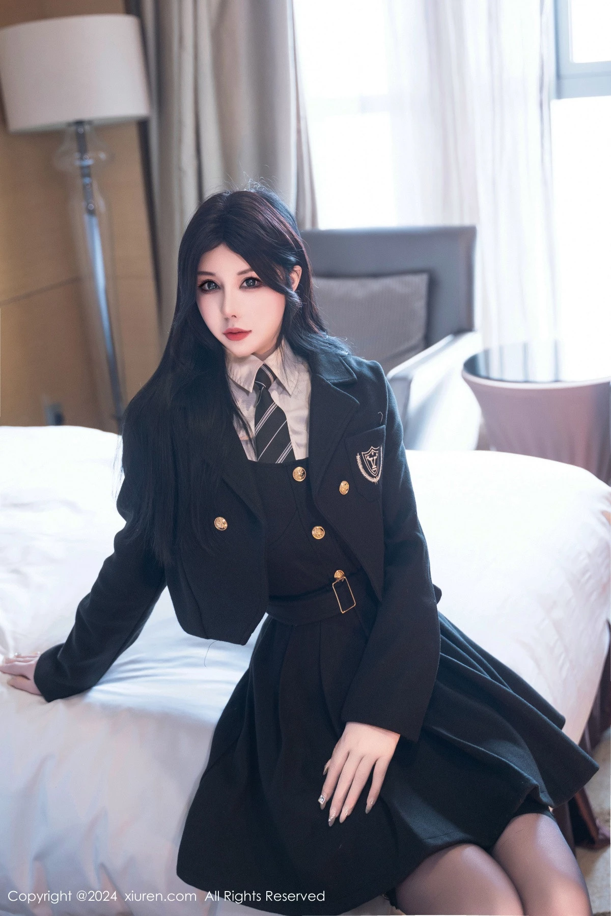 [[XiuRen秀人网]秀人网]No.9106_模特陈芊儿私房性感白T露黑色皮质情趣内衣秀丰满身材诱惑写真90P