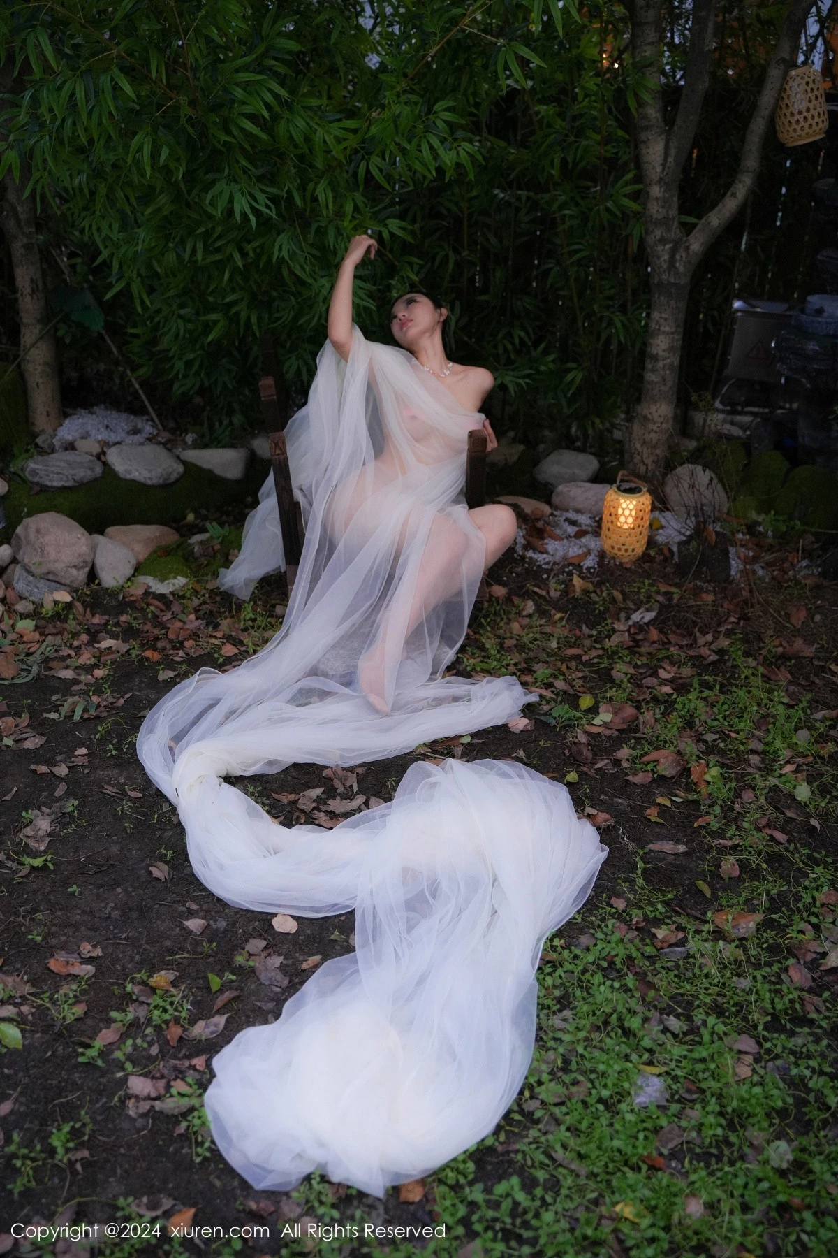 [[XiuRen秀人网]秀人网]No.9105_模特妙可可Cheese户外场景性感半透白纱秀惹火身材撩人诱惑写真84P