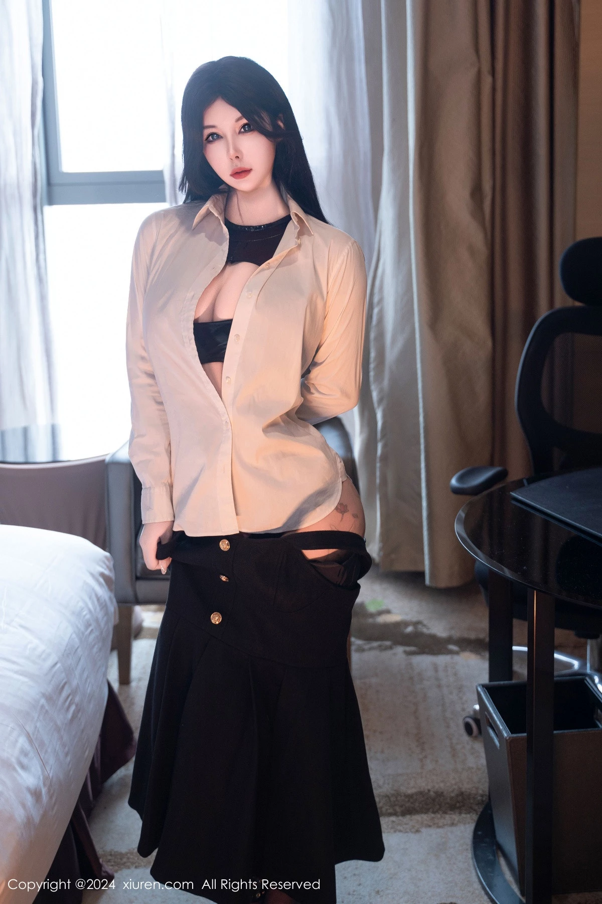 [[XiuRen秀人网]秀人网]No.9106_模特陈芊儿私房性感白T露黑色皮质情趣内衣秀丰满身材诱惑写真90P