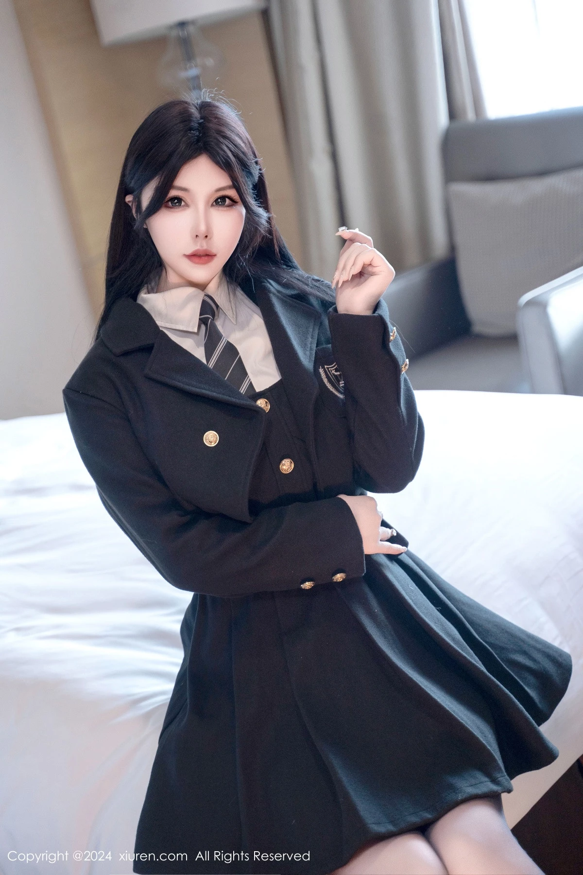 [[XiuRen秀人网]秀人网]No.9106_模特陈芊儿私房性感白T露黑色皮质情趣内衣秀丰满身材诱惑写真90P