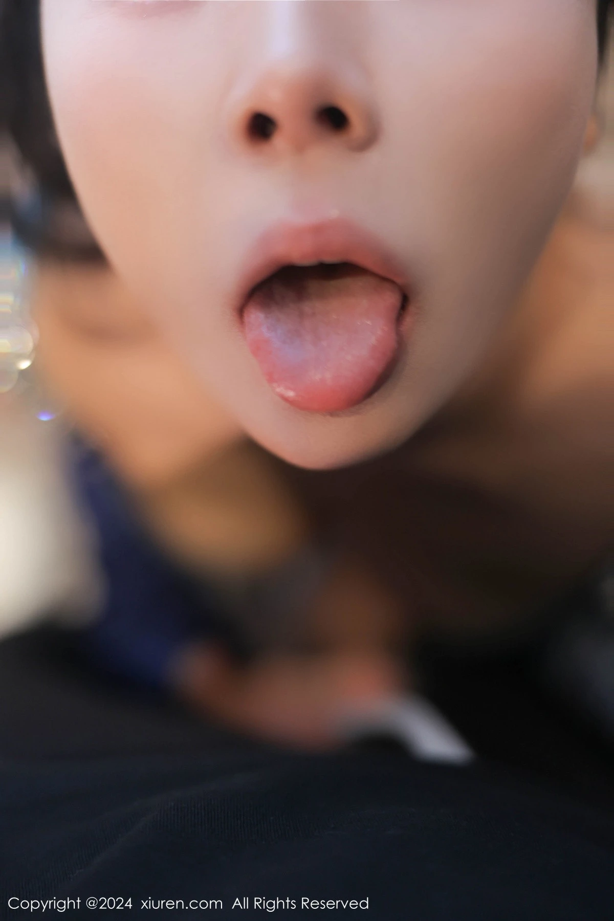 [[XiuRen秀人网]秀人网]No.9022_模特麦田性感蓝色连体衣配超薄闪亮黑丝秀翘臀美腿撩人诱惑写真94P