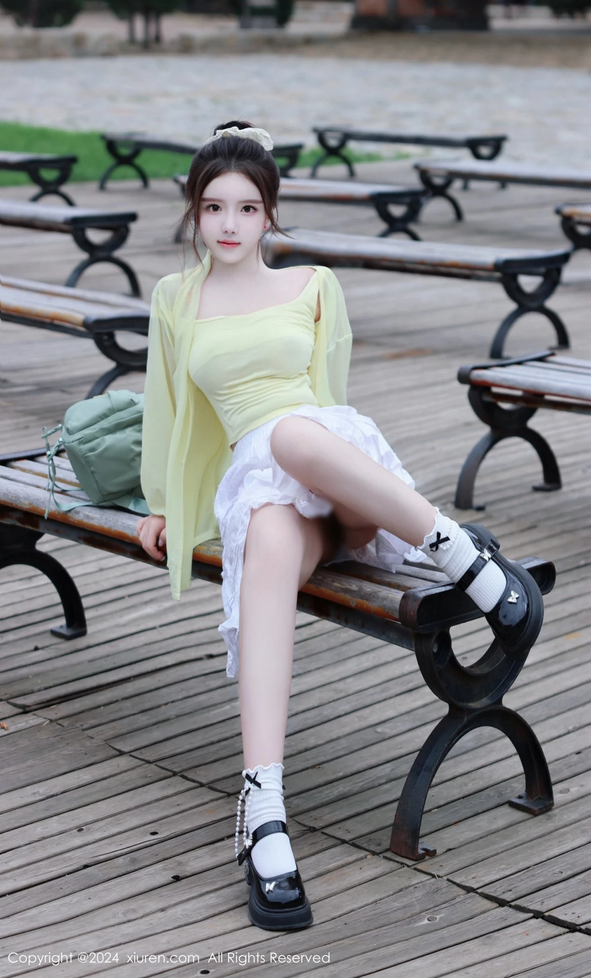 [[XiuRen秀人网]秀人网]No.9024_模特小薯条nienie性感黄色上衣配白色短裙秀曼妙身姿迷人写真89P