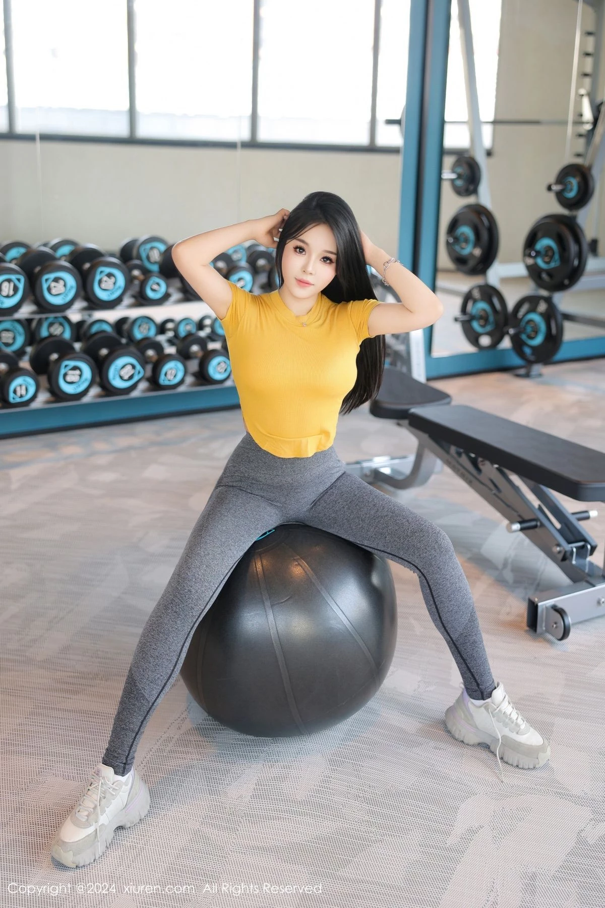 [[XiuRen秀人网]秀人网]No.9117_模特麦田健身房性感黄T配灰色瑜伽裤紧身秀曼妙身姿诱惑写真88P