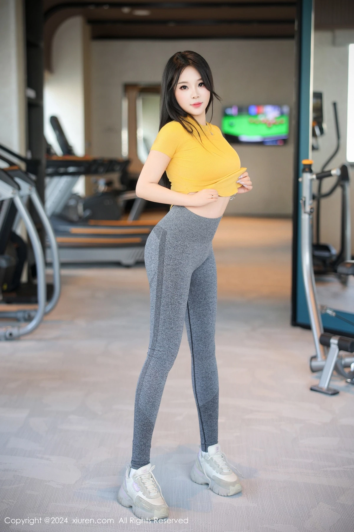 [[XiuRen秀人网]秀人网]No.9117_模特麦田健身房性感黄T配灰色瑜伽裤紧身秀曼妙身姿诱惑写真88P