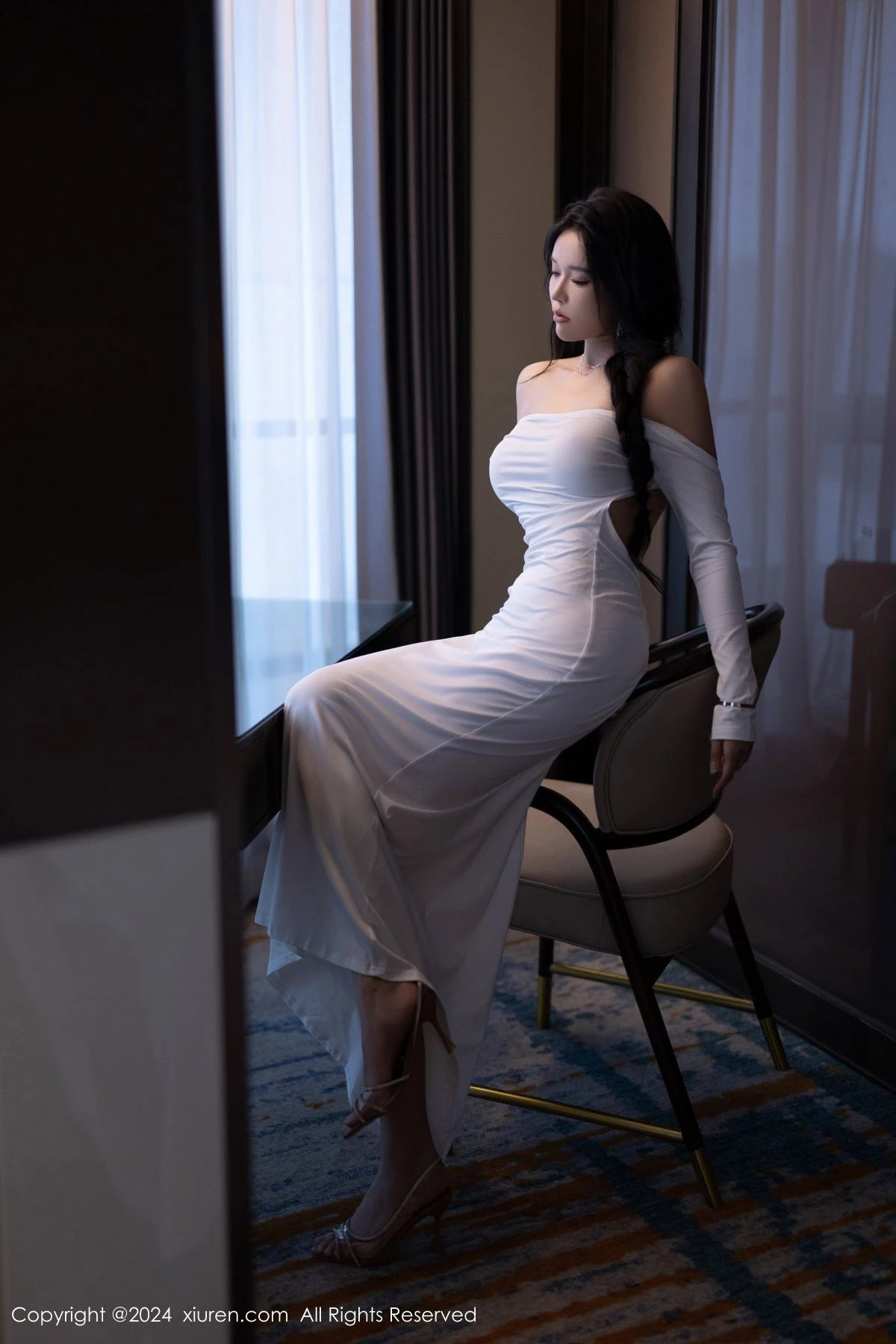 [[XiuRen秀人网]秀人网]No.9115_模特娜比性感白色连衣裙+黑色蕾丝情趣内衣秀凹凸身材诱惑写真81P
