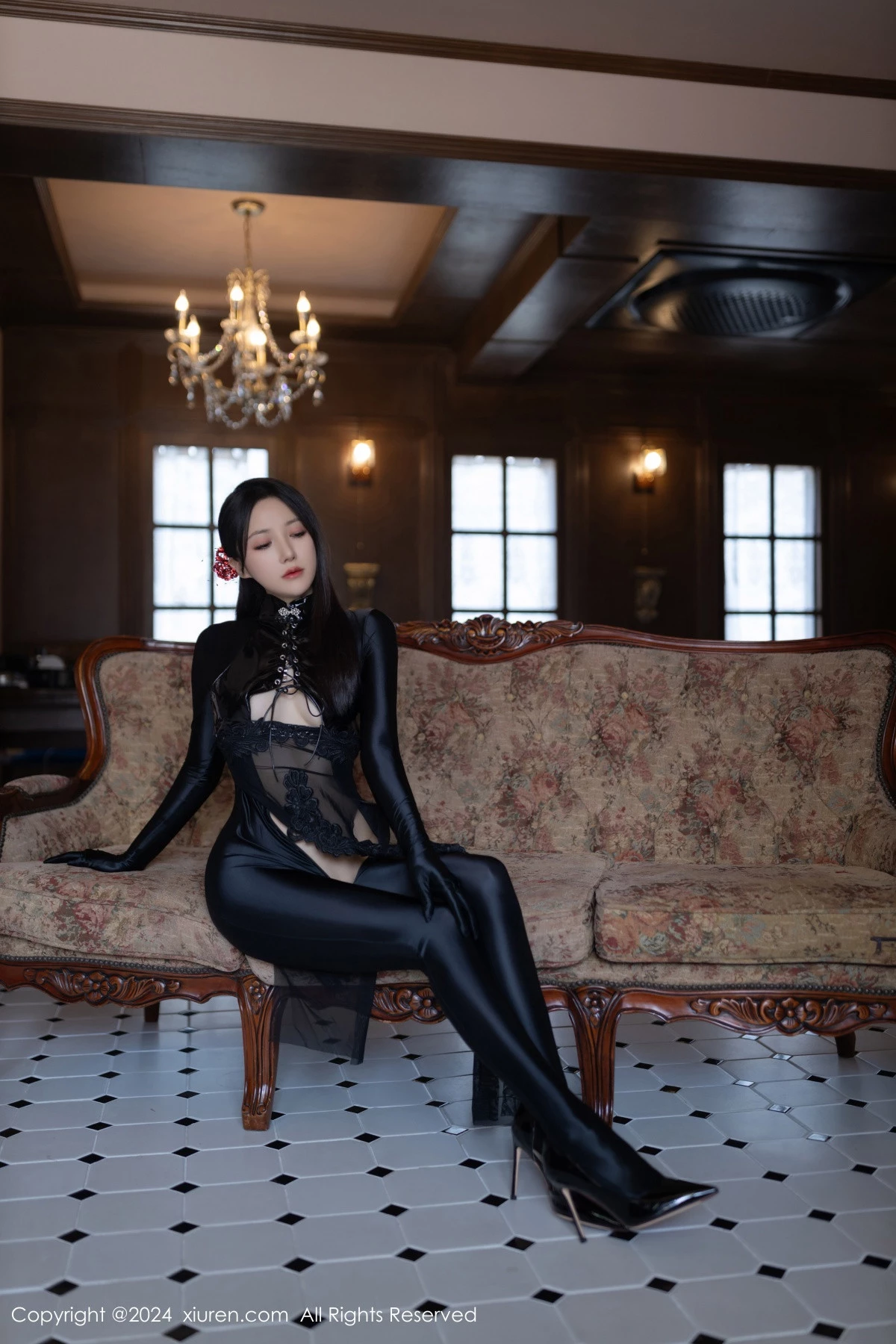 [[XiuRen秀人网]秀人网]No.9125_模特鱼子酱Fish私房性感黑色紧身连体衣秀曼妙身姿撩人诱惑写真80P