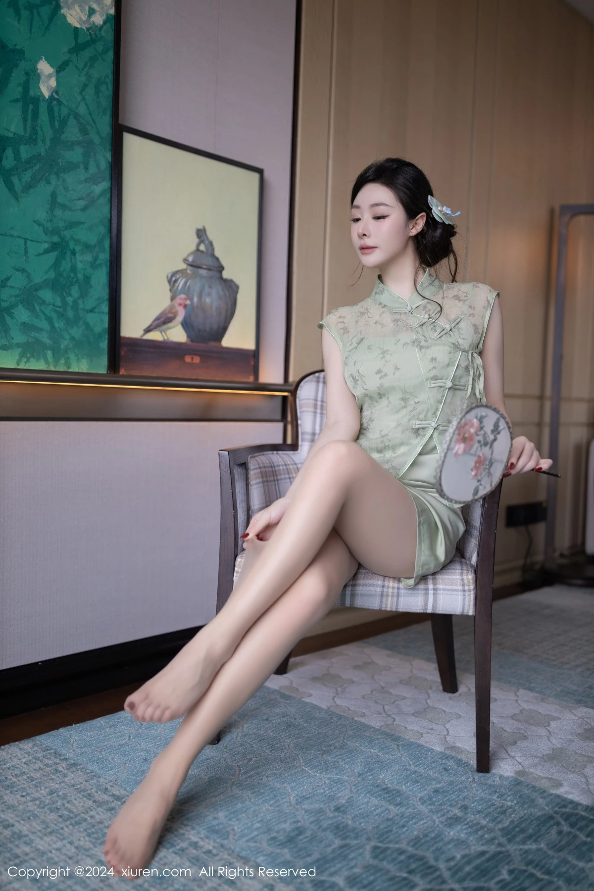 [[XiuRen秀人网]秀人网]No.9124_模特小逗逗性感浅色古风服饰配超薄无内肉丝秀曼妙身材诱惑写真81P