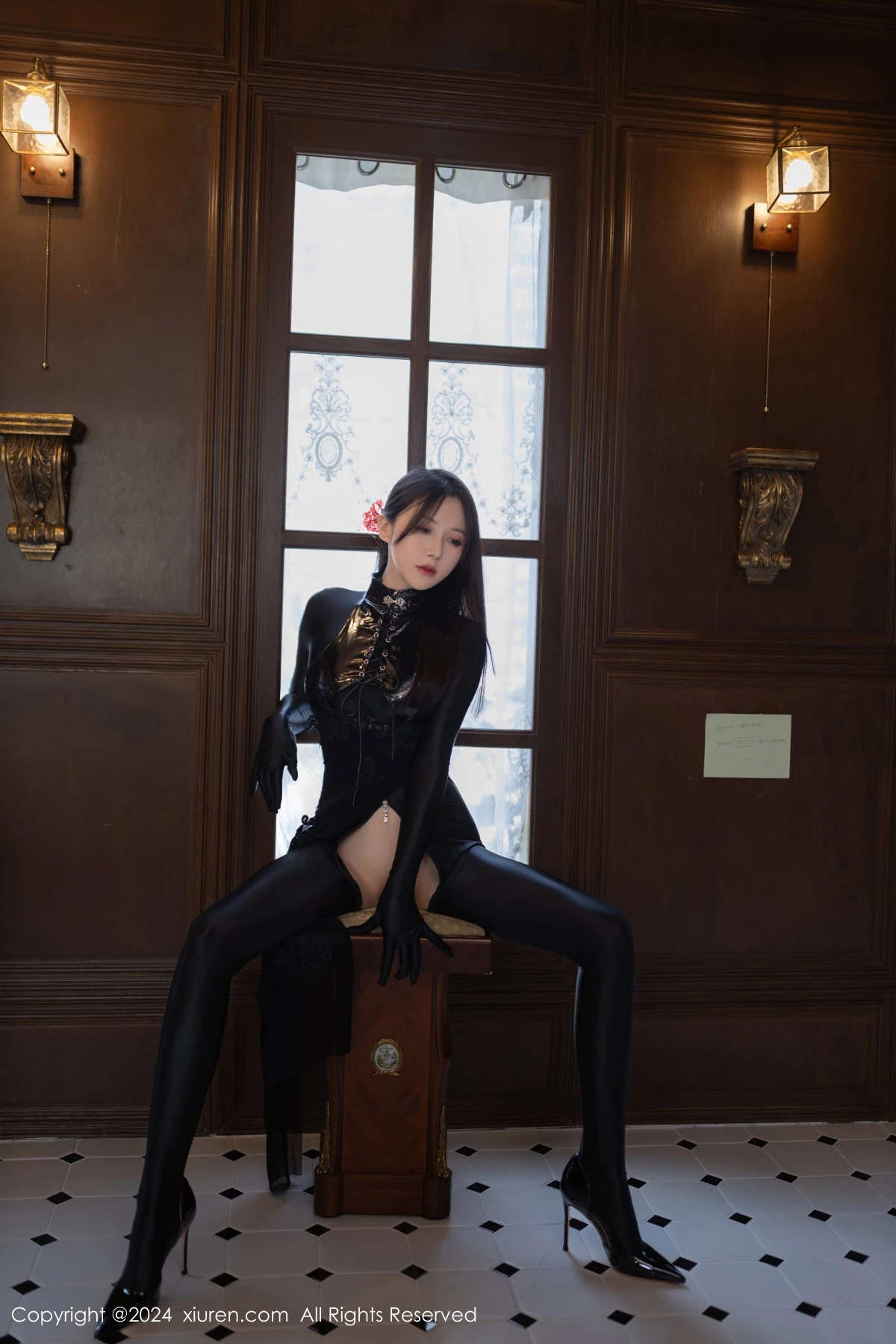 [[XiuRen秀人网]秀人网]No.9125_模特鱼子酱Fish私房性感黑色紧身连体衣秀曼妙身姿撩人诱惑写真80P