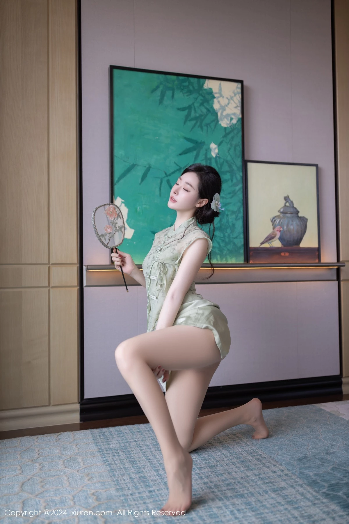 [[XiuRen秀人网]秀人网]No.9124_模特小逗逗性感浅色古风服饰配超薄无内肉丝秀曼妙身材诱惑写真81P