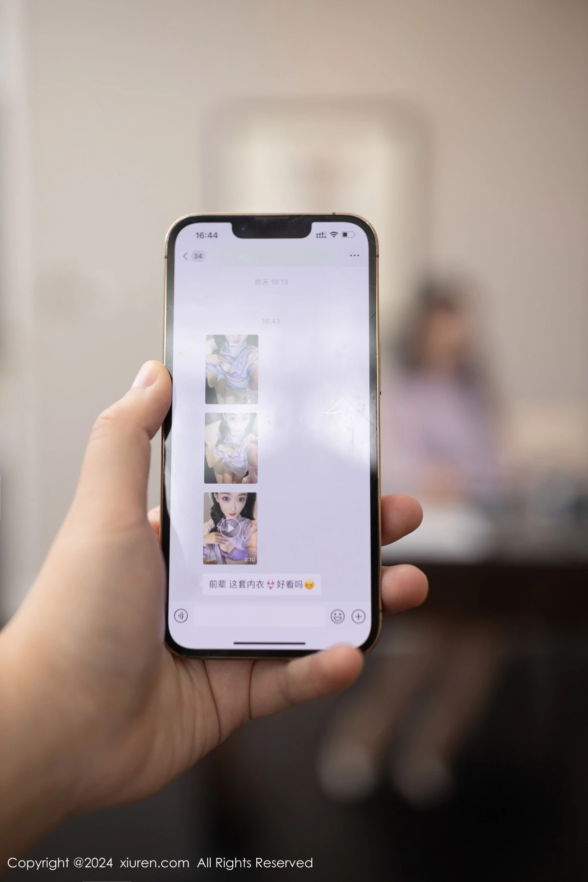[[XiuRen秀人网]秀人网]No.9133_模特唐安琪私房性感紫色情趣内衣配开档肉丝秀曼妙身姿诱惑写真85P