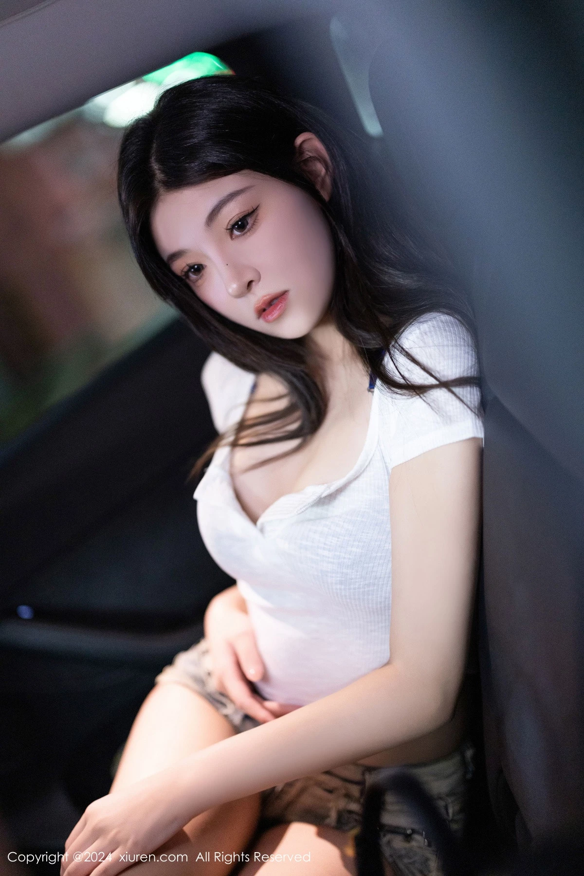 [[XiuRen秀人网]秀人网]No.9141_新人模特初梦瑶性感白T配牛仔短裤露蓝色内衣秀曼妙身姿诱惑写真86P