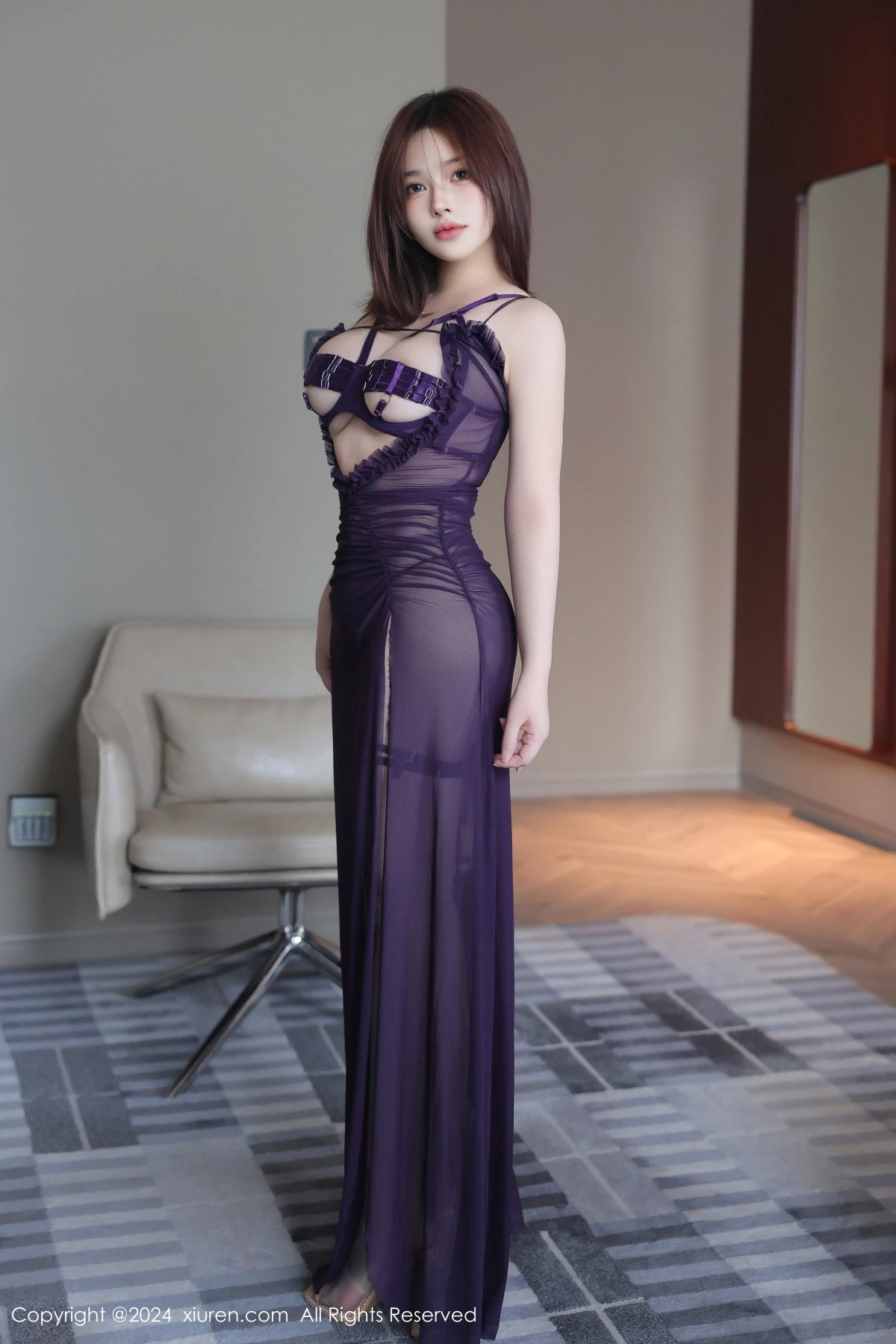 [[XiuRen秀人网]秀人网]No.9148_模特麻布学妹性感紫色情趣服饰配灰色丝袜秀凹凸身材诱惑写真86P