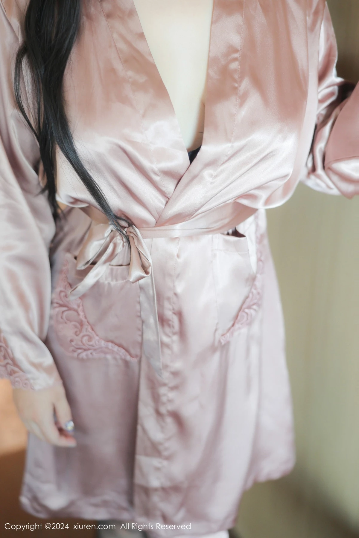 [[XiuRen秀人网]秀人网]No.9159_新人模特白洁bessie黑色情趣内衣配黑丝吊袜秀丰乳美臀诱惑写真67P