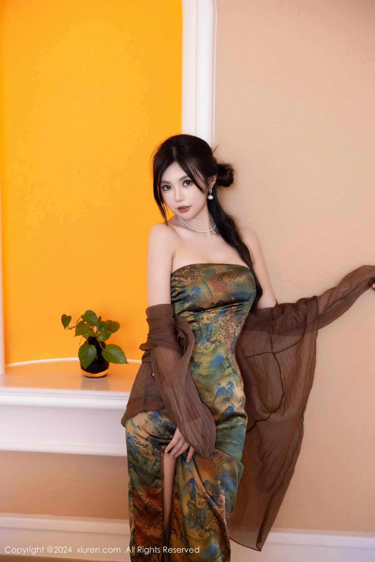 [[XiuRen秀人网]秀人网]No.9161_模特绮里嘉ula性感带图案短裙配闪亮肉丝秀曼妙身姿诱惑写真89P