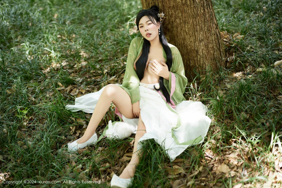 [[XiuRen秀人网]秀人网]No.9162_模特麦田中秋汉服主题户外性感薄纱服饰秀曼妙身姿诱惑写真73P