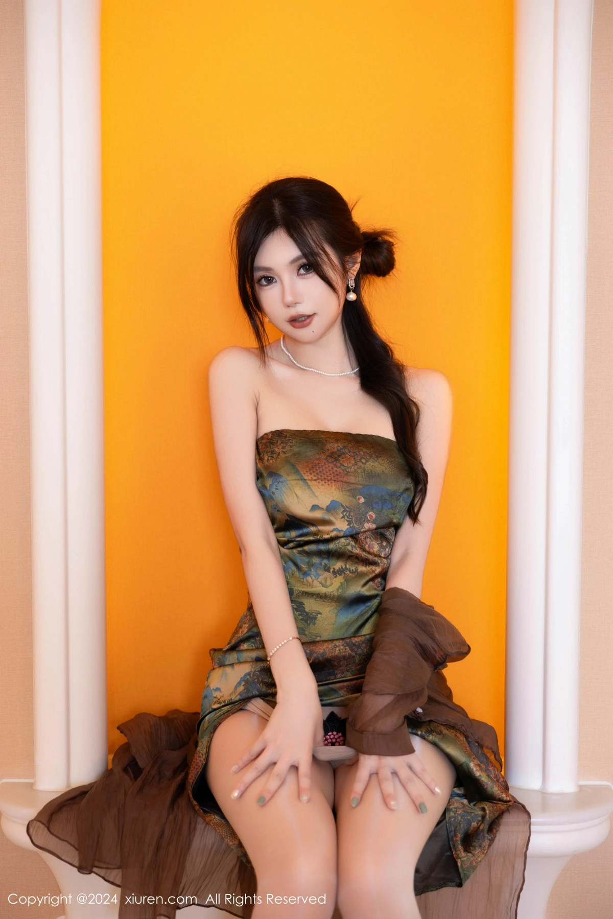 [[XiuRen秀人网]秀人网]No.9161_模特绮里嘉ula性感带图案短裙配闪亮肉丝秀曼妙身姿诱惑写真89P