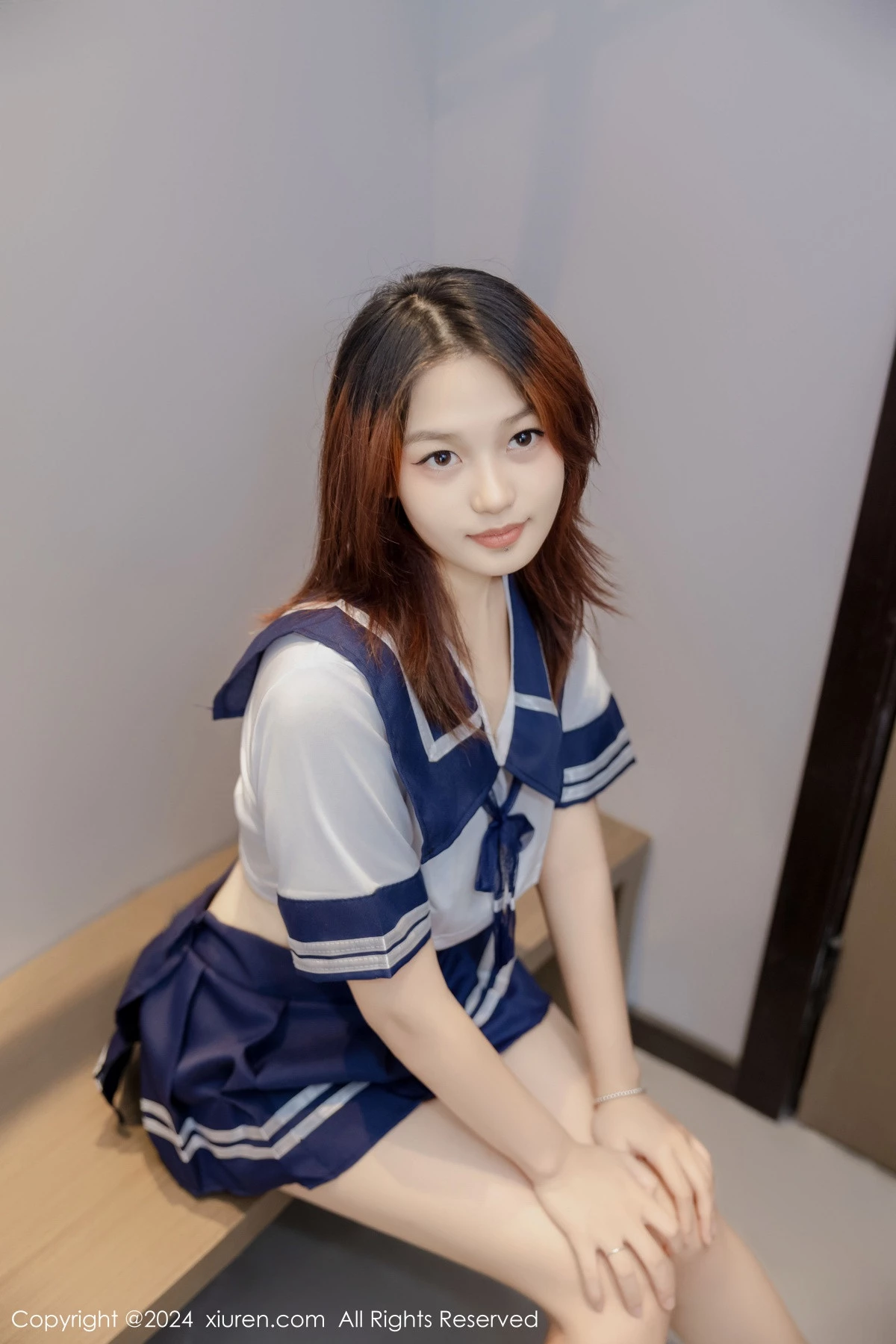 [[XiuRen秀人网]秀人网]No.9037_新人模特吴婷婉性感黑色薄纱露白色轻透内衣秀惹火身材诱惑写真86P