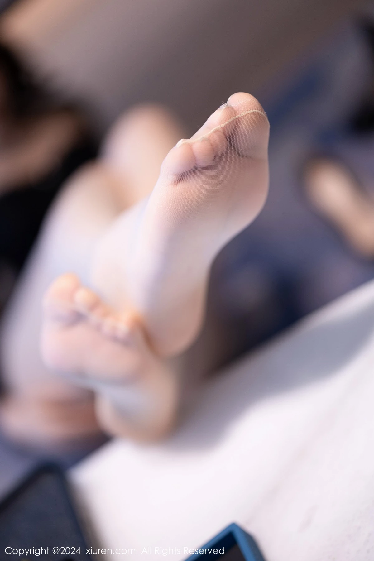 [[XiuRen秀人网]秀人网]No.9048_女神徐莉芝Booty性感黑色蕾丝内衣配超薄肉丝秀完美身材诱惑写真84P