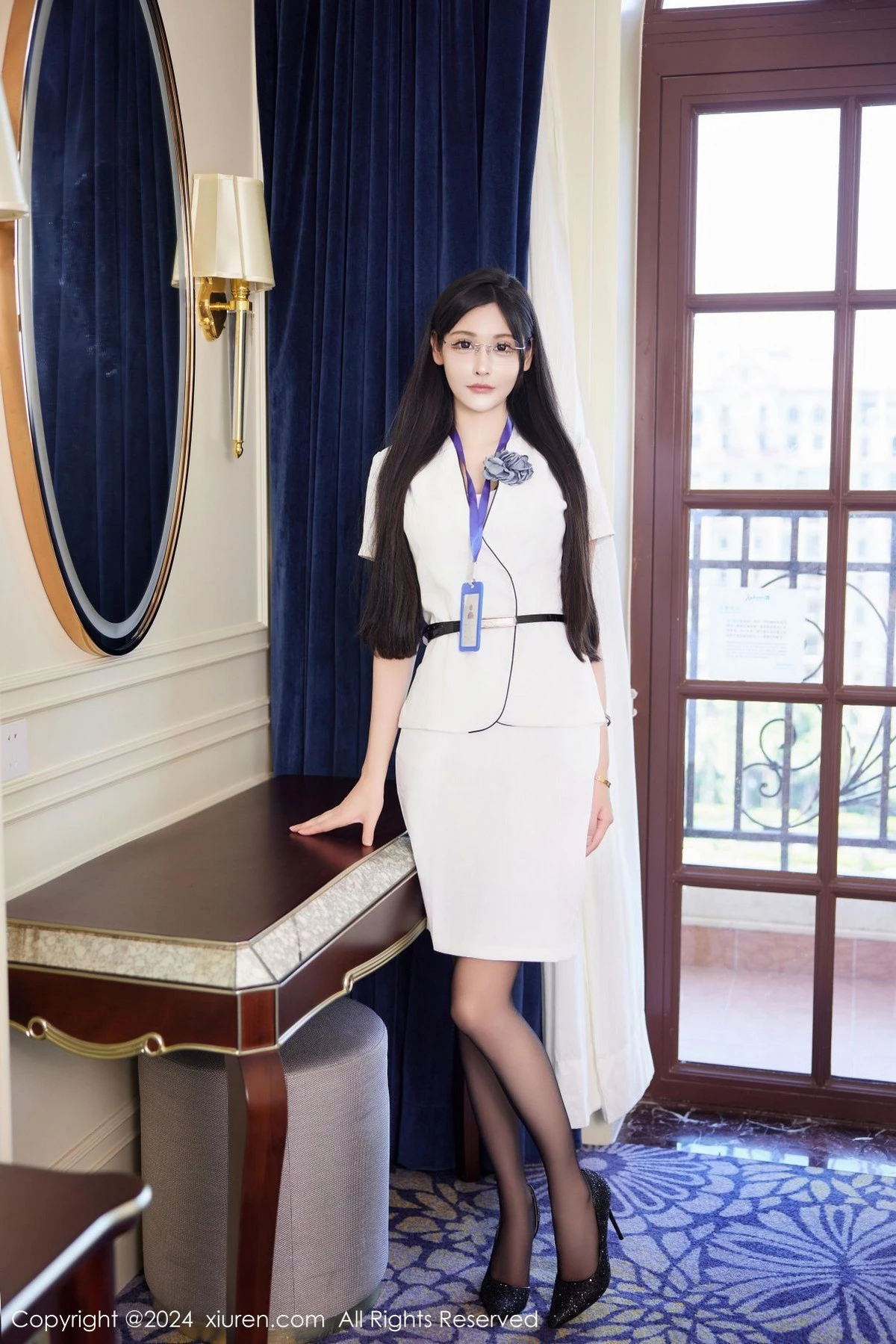 [[XiuRen秀人网]秀人网]No.9049_模特智恩baby私房性感黑色内衣配黑丝吊袜秀丰腴美臀诱惑写真70P