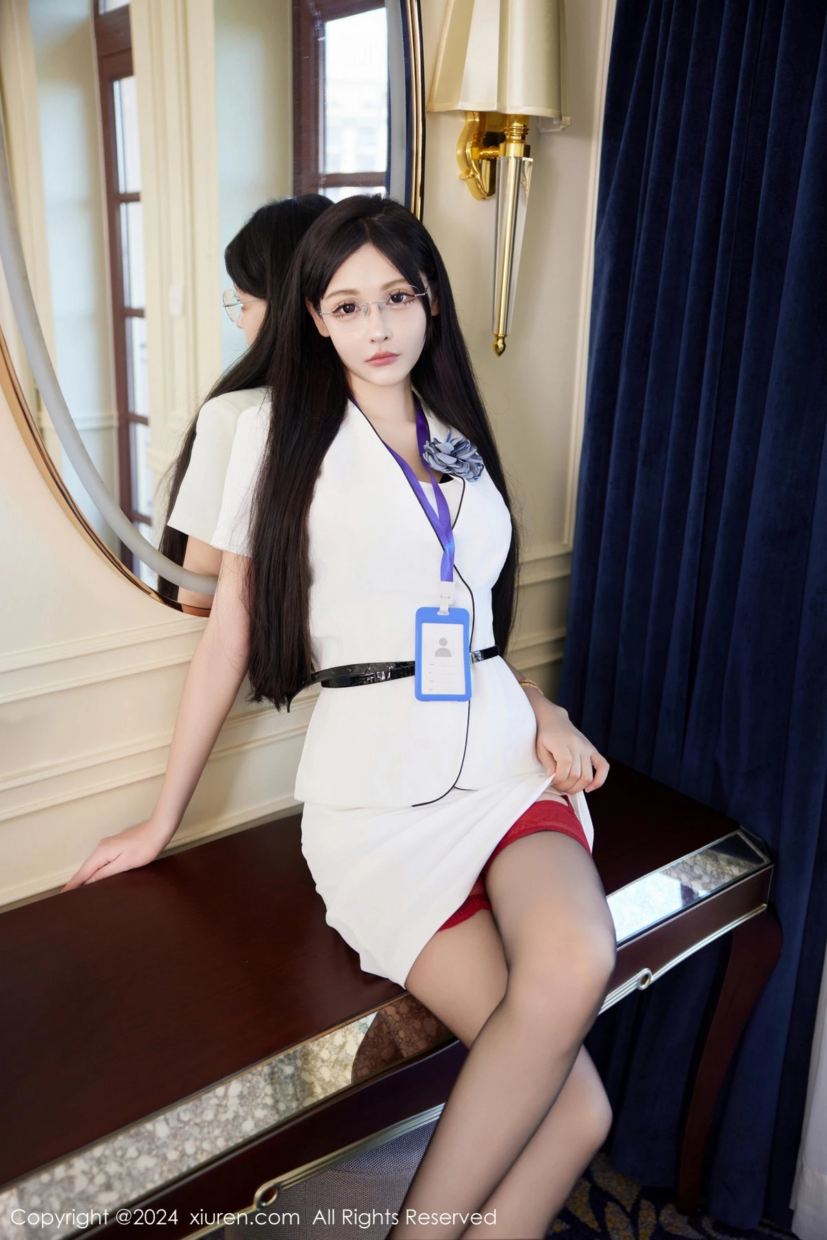 [[XiuRen秀人网]秀人网]No.9049_模特智恩baby私房性感黑色内衣配黑丝吊袜秀丰腴美臀诱惑写真70P