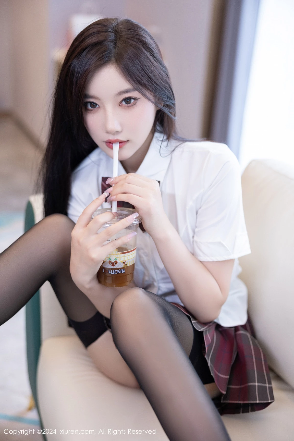 [[XiuRen秀人网]秀人网]No.9064_女神杨晨晨Yome性感JK制服配黑丝吊袜秀丰腴身材完美诱惑写真101P