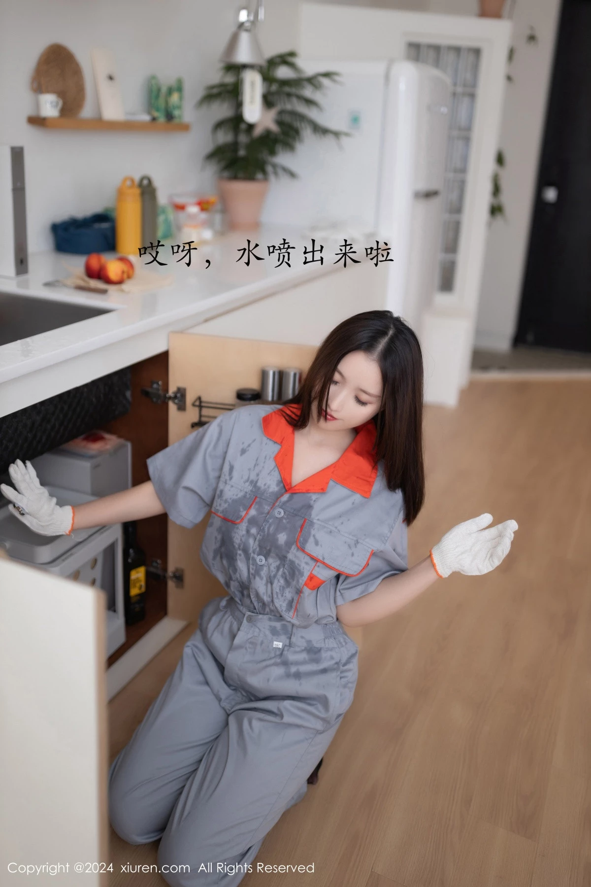 [[XiuRen秀人网]秀人网]No.9207_模特杏子Yada维修主题性感黑色情趣服饰配开档黑丝极致魅惑写真81P