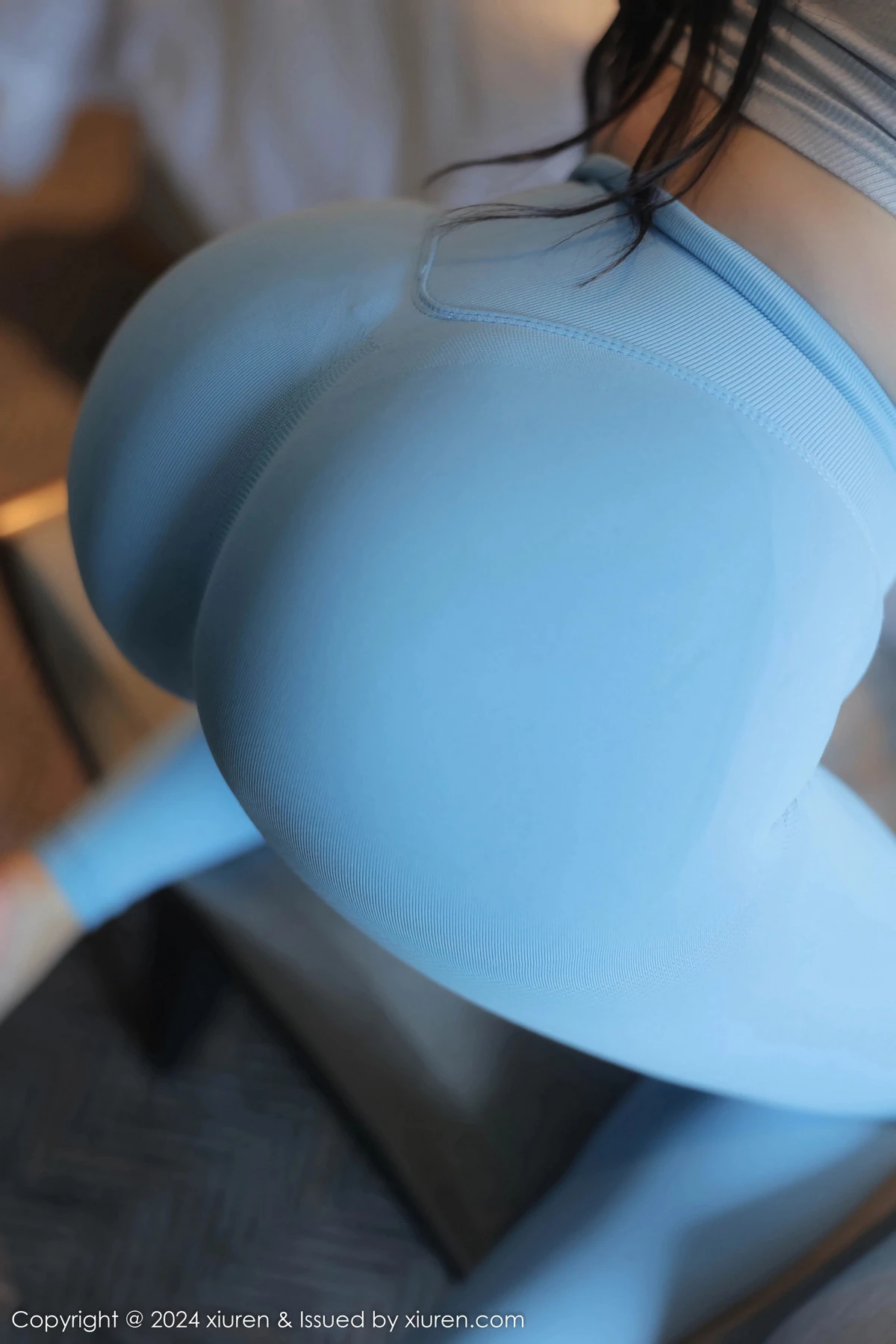 [[XiuRen秀人网]秀人网]No.9217_模特白洁bessie性感浅色上衣配紧身瑜伽裤秀丰乳肥臀诱惑写真68P