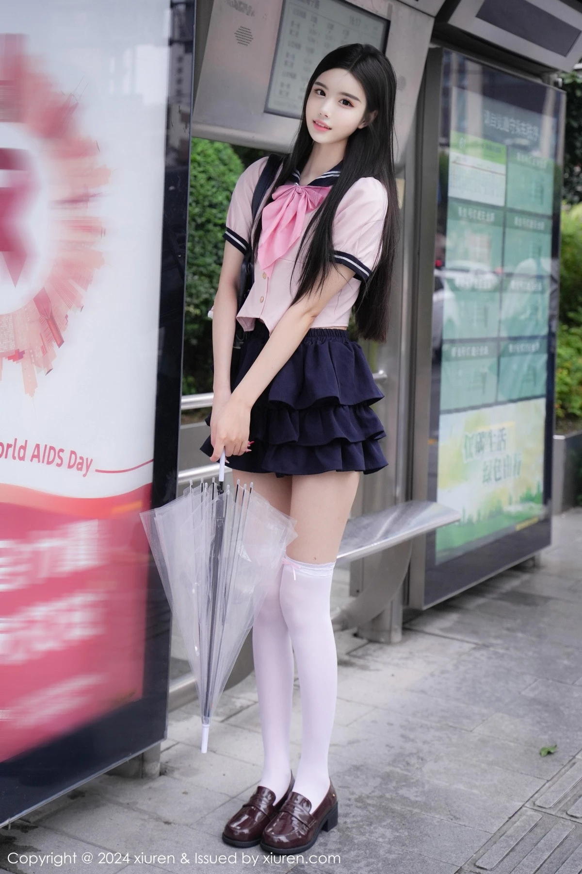 [[XiuRen秀人网]秀人网]No.9224_模特Erikaki性感粉色JK制服配白色丝袜秀翘臀美腿撩人诱惑写真84P