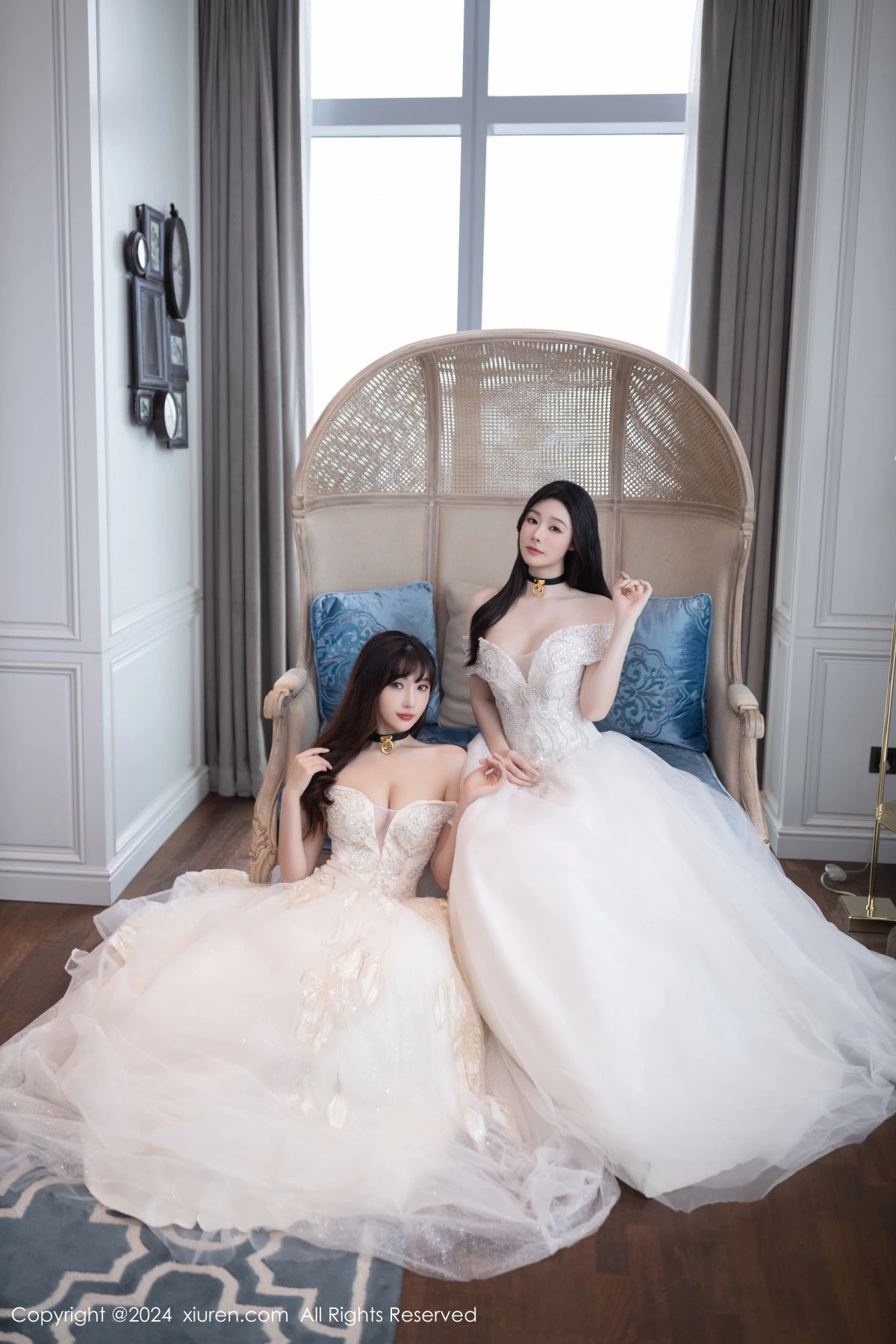 [[XiuRen秀人网]秀人网]No.9240_模特合集女神小逗逗＆陆萱萱性感白色内衣秀完美身材诱惑写真80P