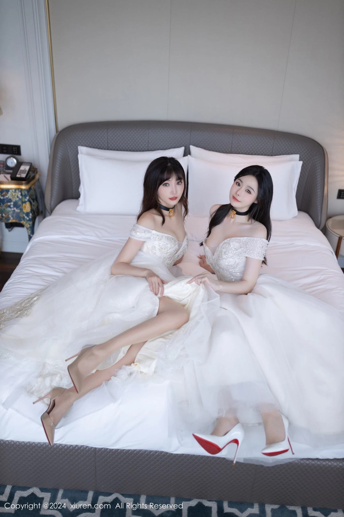 [[XiuRen秀人网]秀人网]No.9240_模特合集女神小逗逗＆陆萱萱性感白色内衣秀完美身材诱惑写真80P