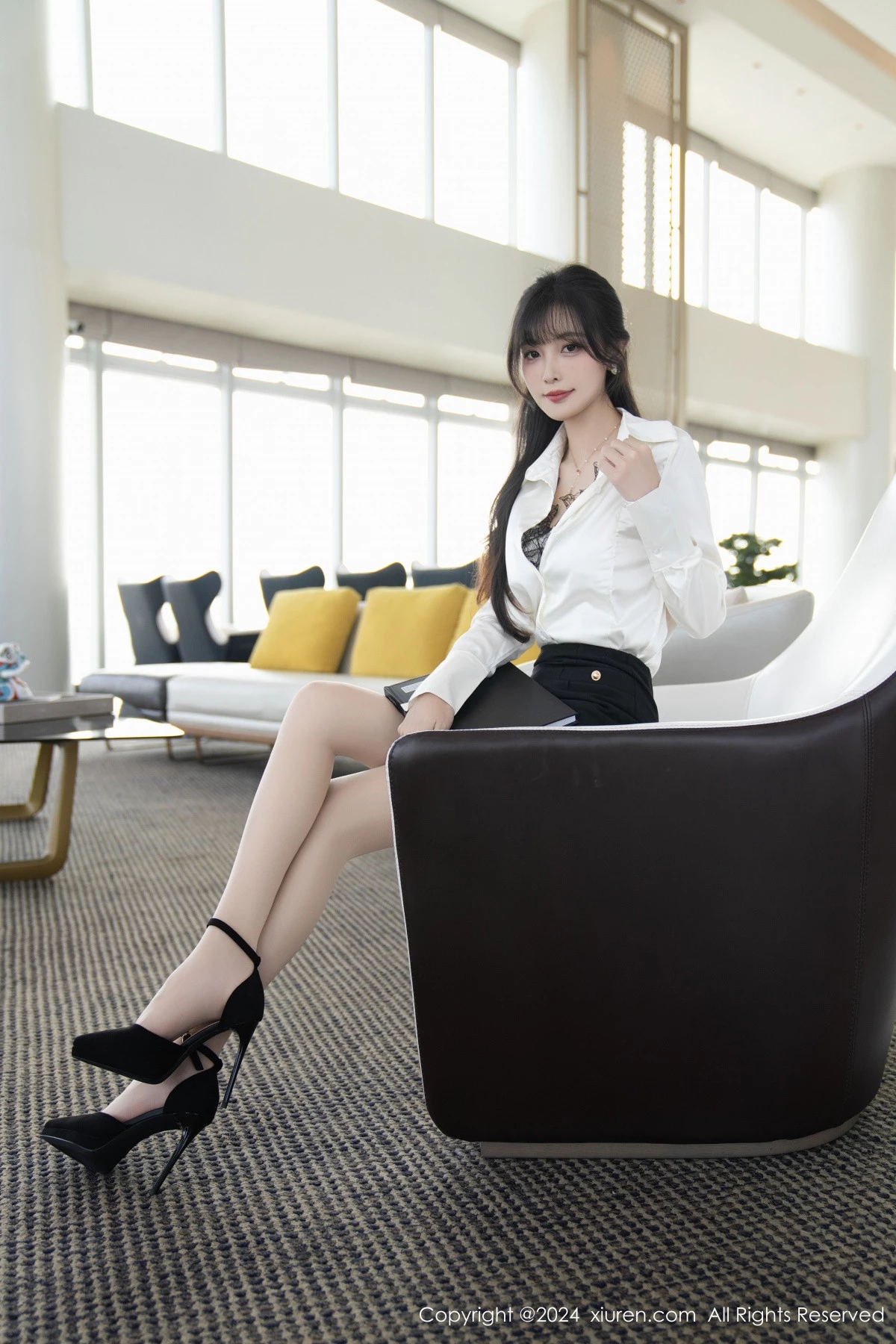 [[XiuRen秀人网]秀人网]No.9237_模特林星阑性感蓝兔子装扮配超薄黑丝秀曼妙身姿迷人诱惑写真107P