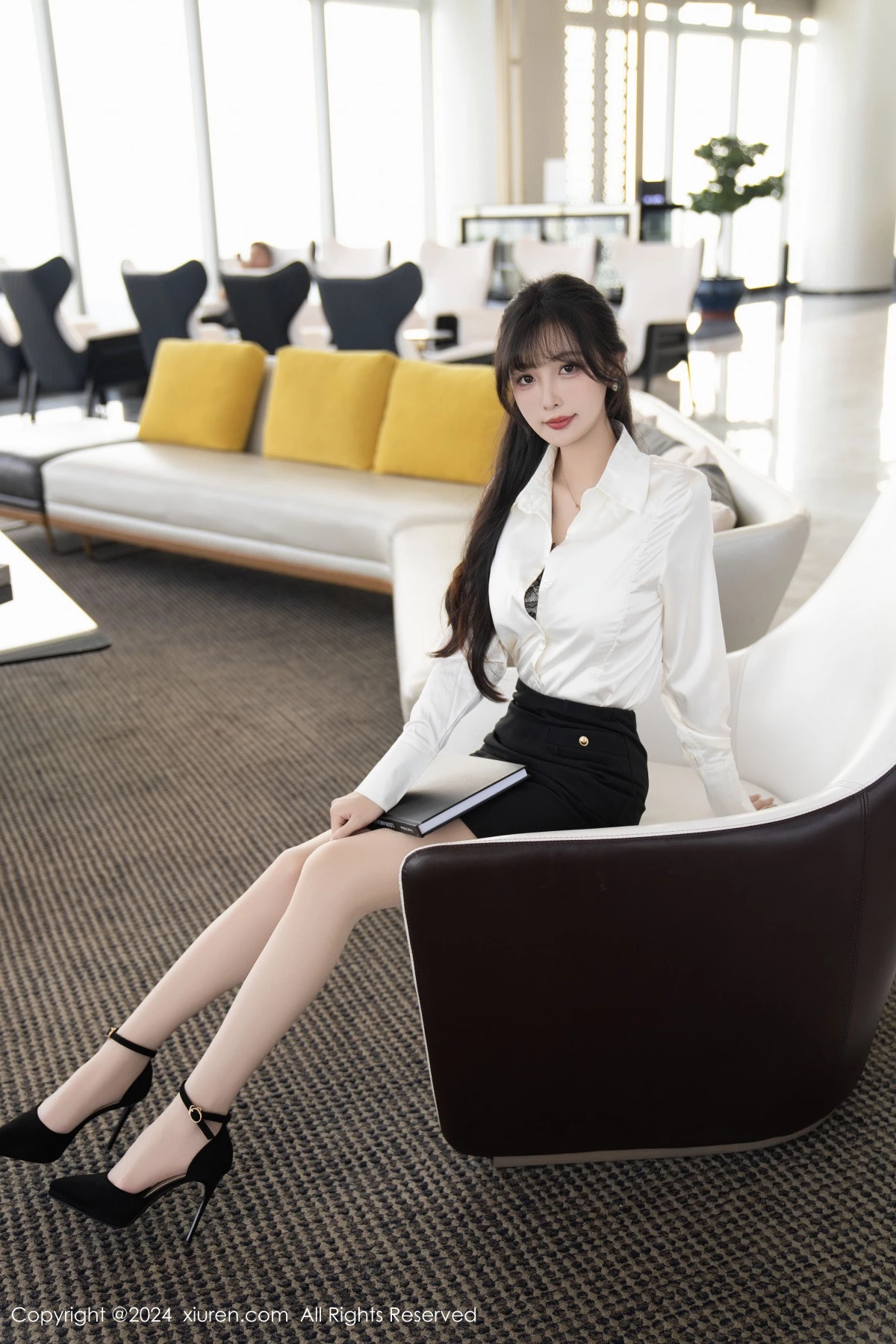 [[XiuRen秀人网]秀人网]No.9237_模特林星阑性感蓝兔子装扮配超薄黑丝秀曼妙身姿迷人诱惑写真107P