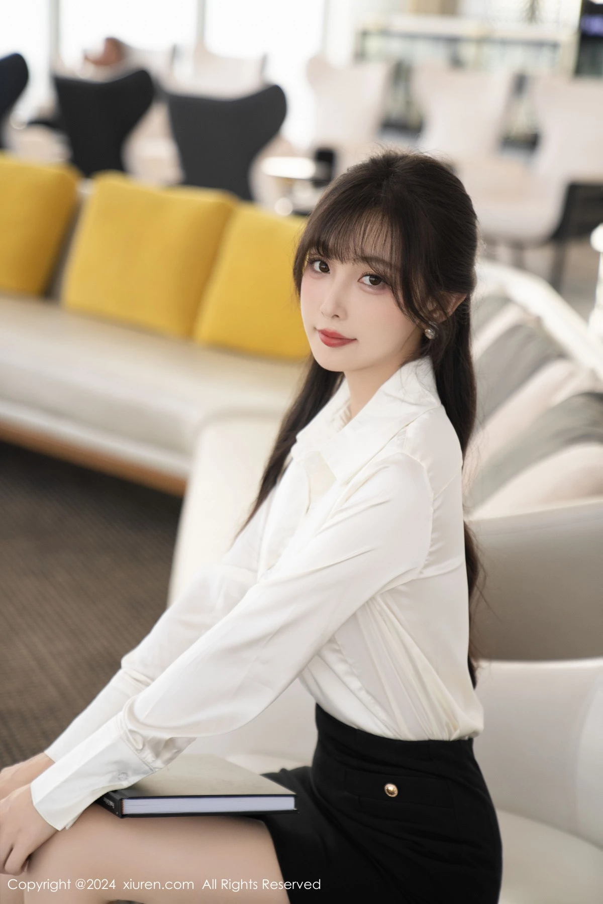 [[XiuRen秀人网]秀人网]No.9237_模特林星阑性感蓝兔子装扮配超薄黑丝秀曼妙身姿迷人诱惑写真107P