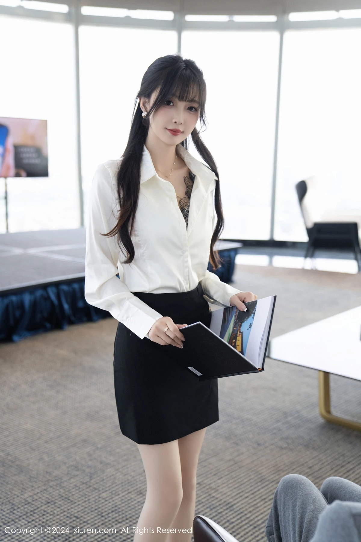 [[XiuRen秀人网]秀人网]No.9237_模特林星阑性感蓝兔子装扮配超薄黑丝秀曼妙身姿迷人诱惑写真107P