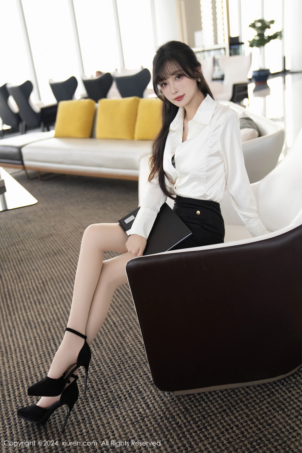 [[XiuRen秀人网]秀人网]No.9237_模特林星阑性感蓝兔子装扮配超薄黑丝秀曼妙身姿迷人诱惑写真107P