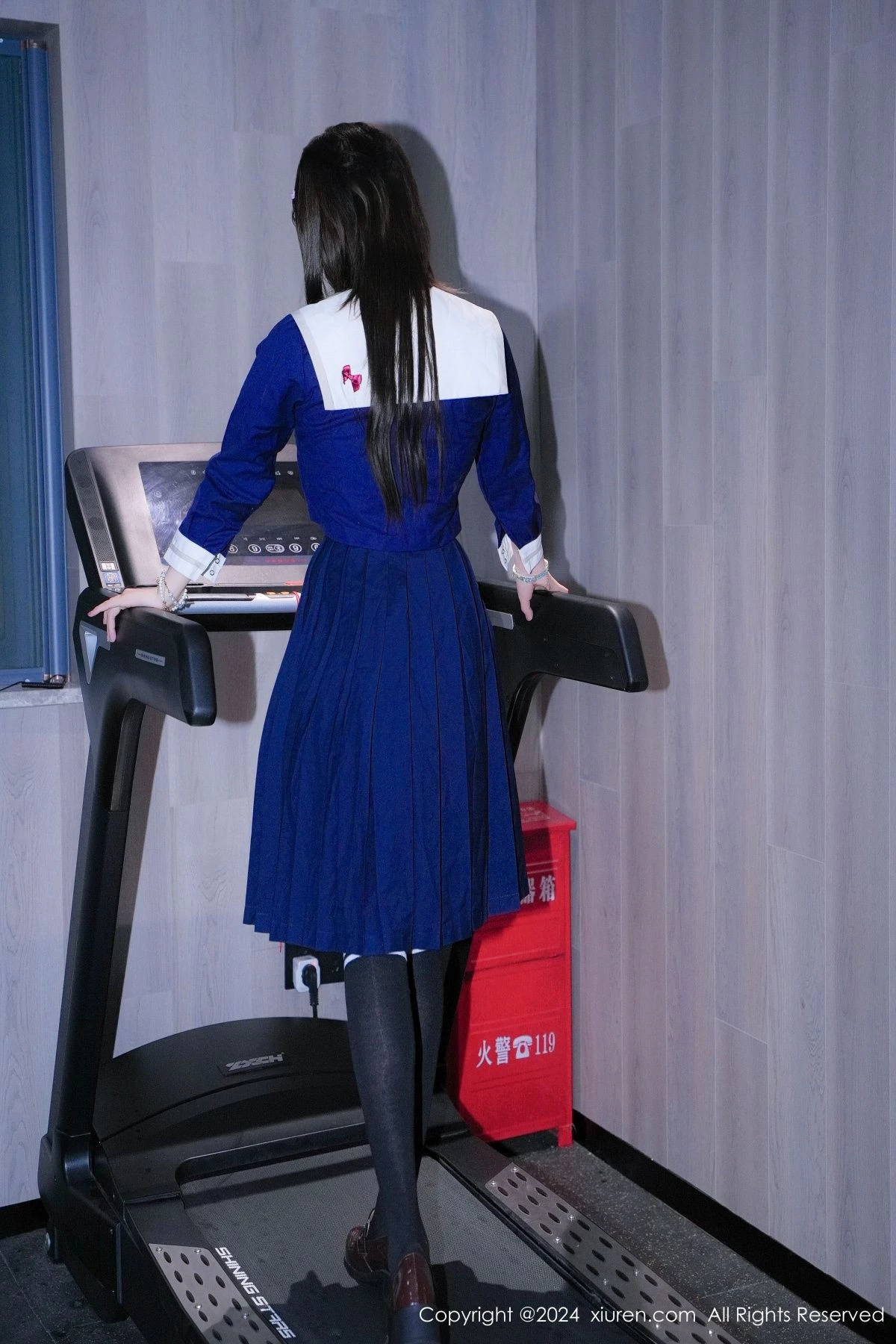 [[XiuRen秀人网]秀人网]No.9241_模特Erikaki性感白色护士制服露粉色蕾丝内衣秀完美身材诱惑写真76P