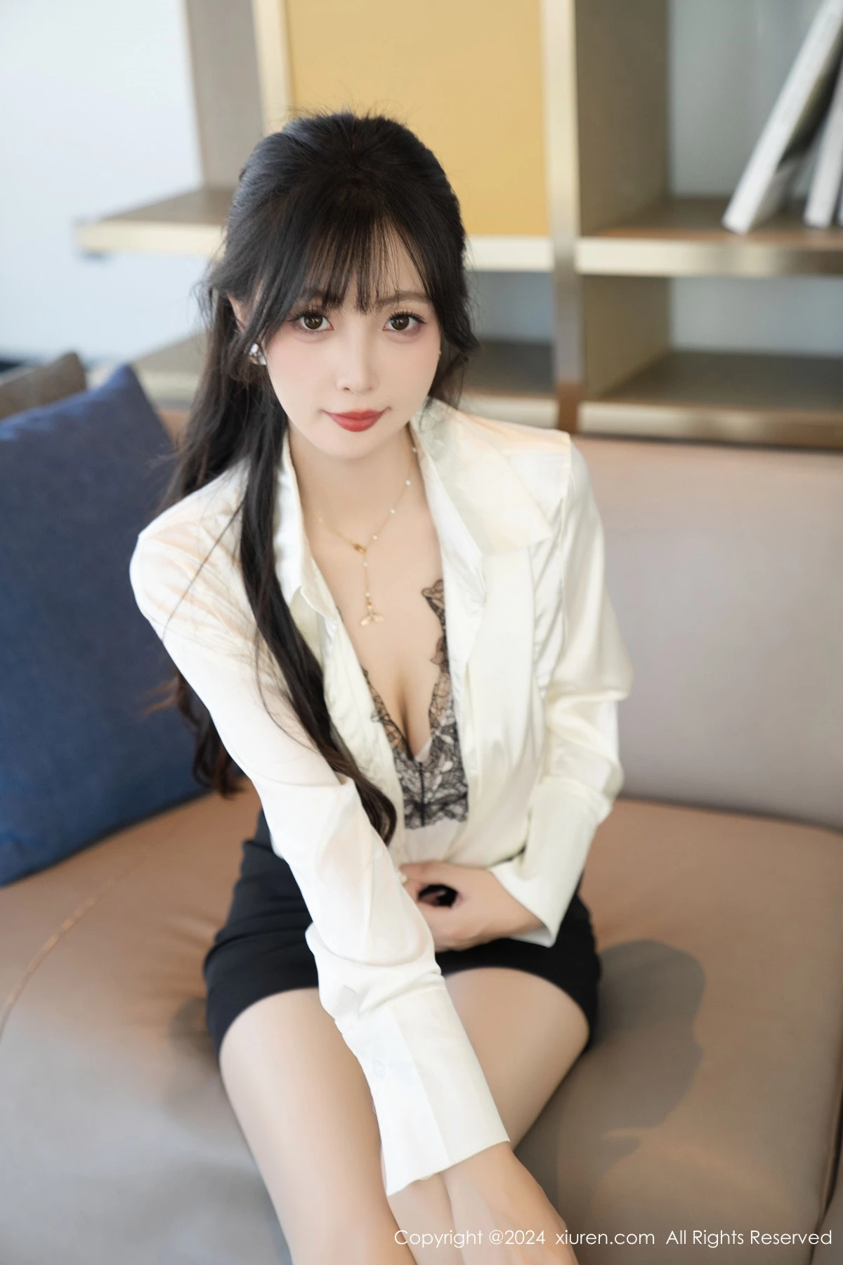 [[XiuRen秀人网]秀人网]No.9237_模特林星阑性感蓝兔子装扮配超薄黑丝秀曼妙身姿迷人诱惑写真107P