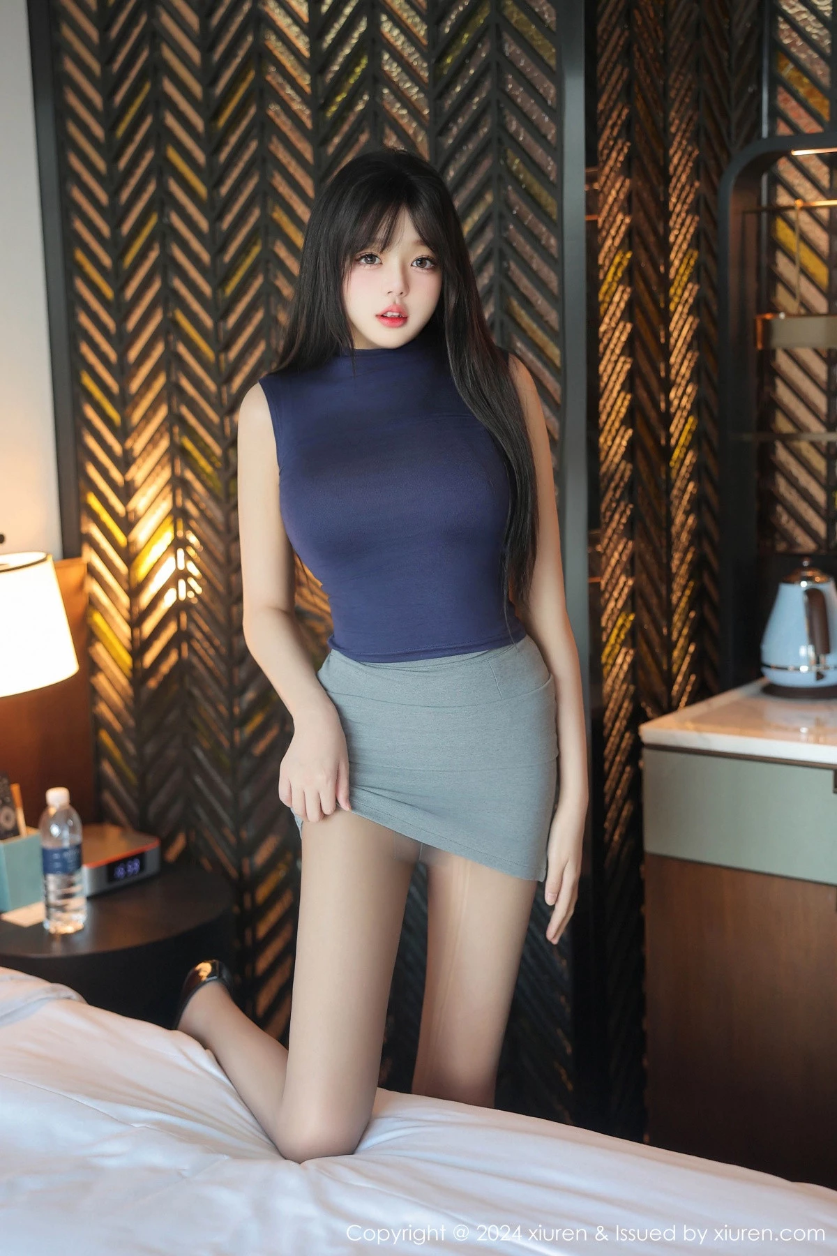 [[XiuRen秀人网]秀人网]No.9233_模特柚柚小奶瓶性感黑色蕾丝内衣配超薄灰丝秀凹凸身材诱惑写真89P