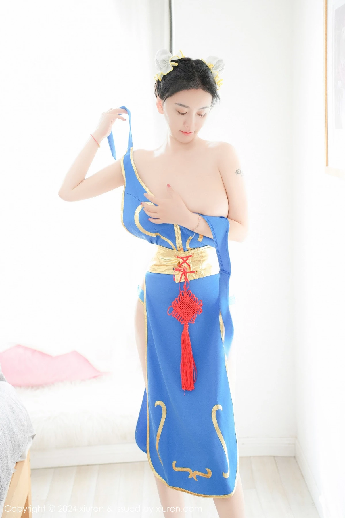 [[XiuRen秀人网]秀人网]No.9252_模特雅茹老师性感蓝色COSPLAY服饰秀白嫩柔美身姿诱惑写真61P